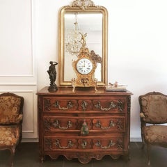 18th Century Late Régence / Early Louis XV Period Commode