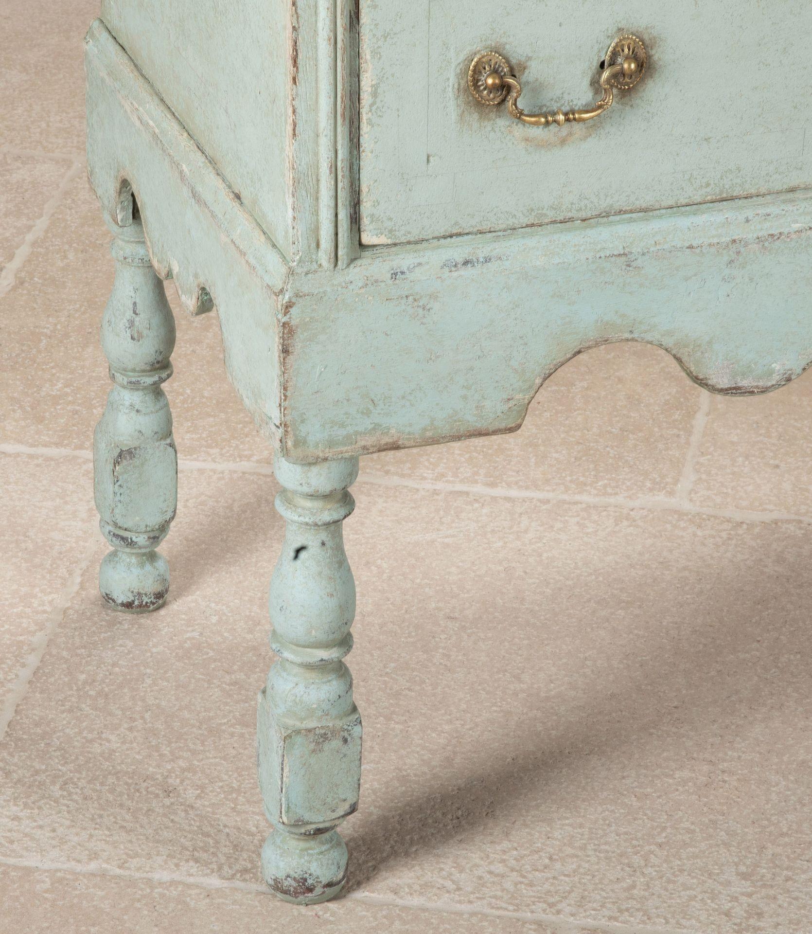 Base de commode en chêne peint d'époque postérieure du 18e siècle Bon état - En vente à Gloucestershire, GB