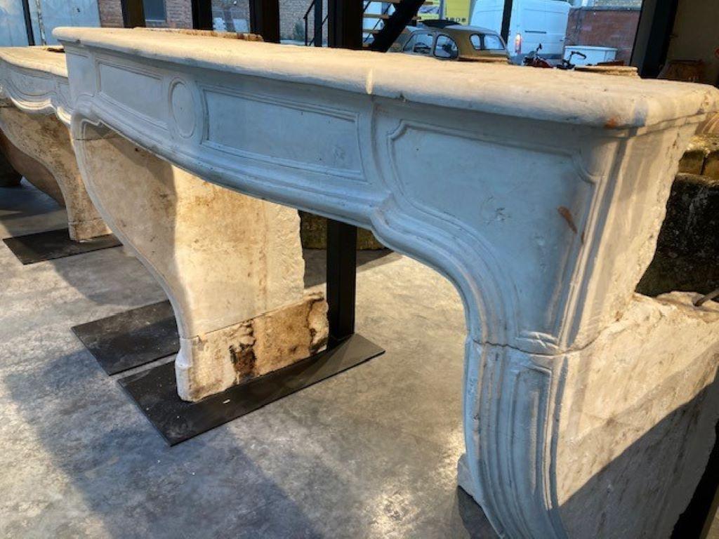 18th Century Limestone Fireplace Mantel For Sale 1
