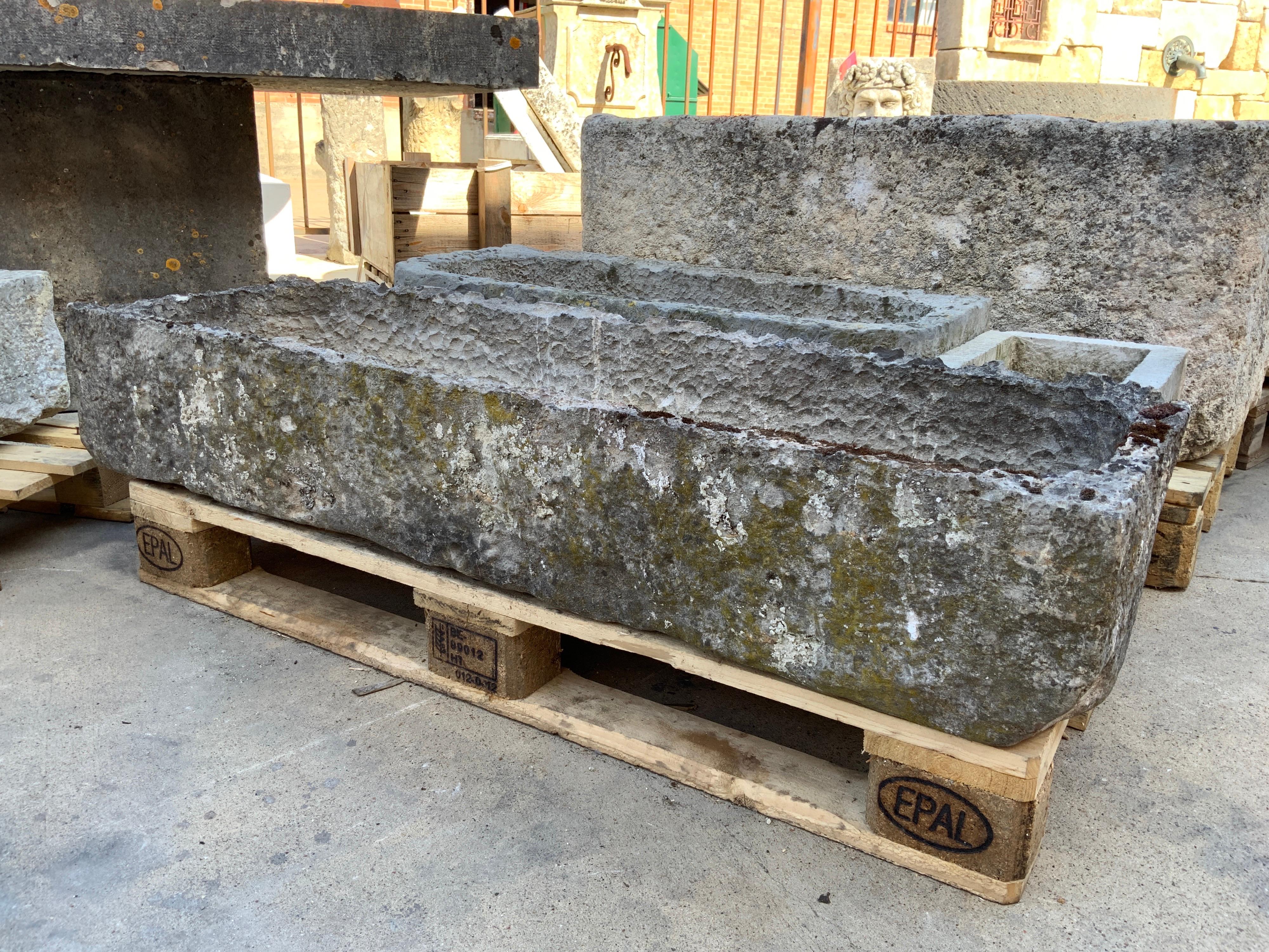 18th Century Limestone Trough from France In Good Condition For Sale In Dallas, TX