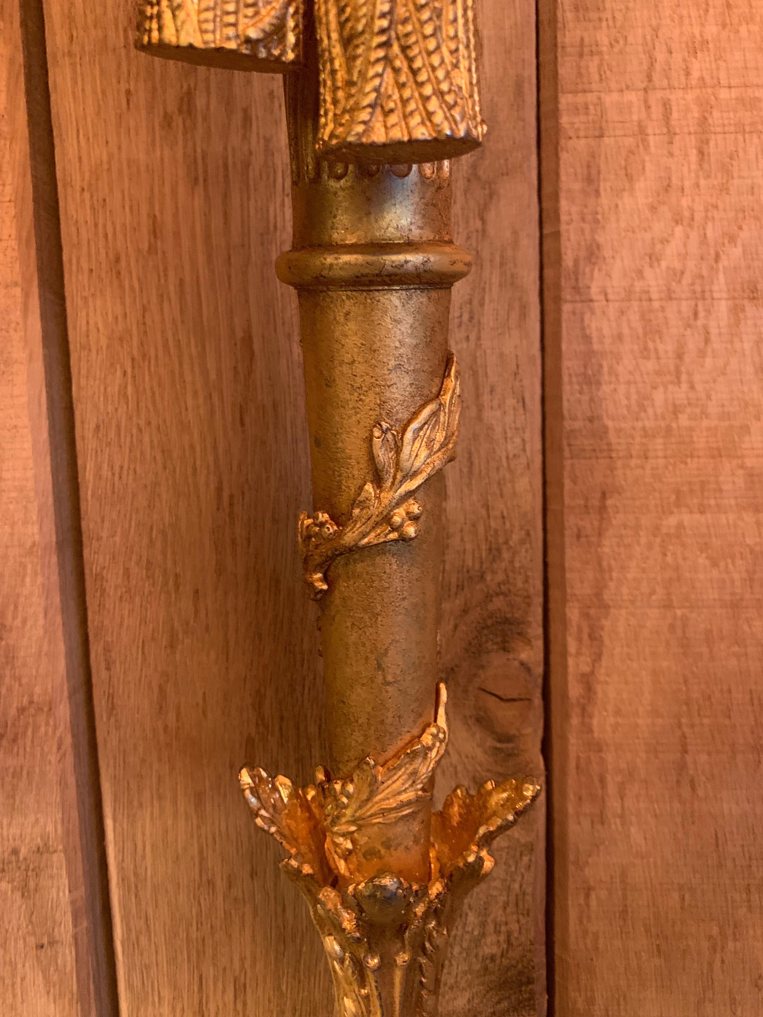 French 18th Century Lion Torch Wall Lamp in Gilted Bronze 24K patina For Sale