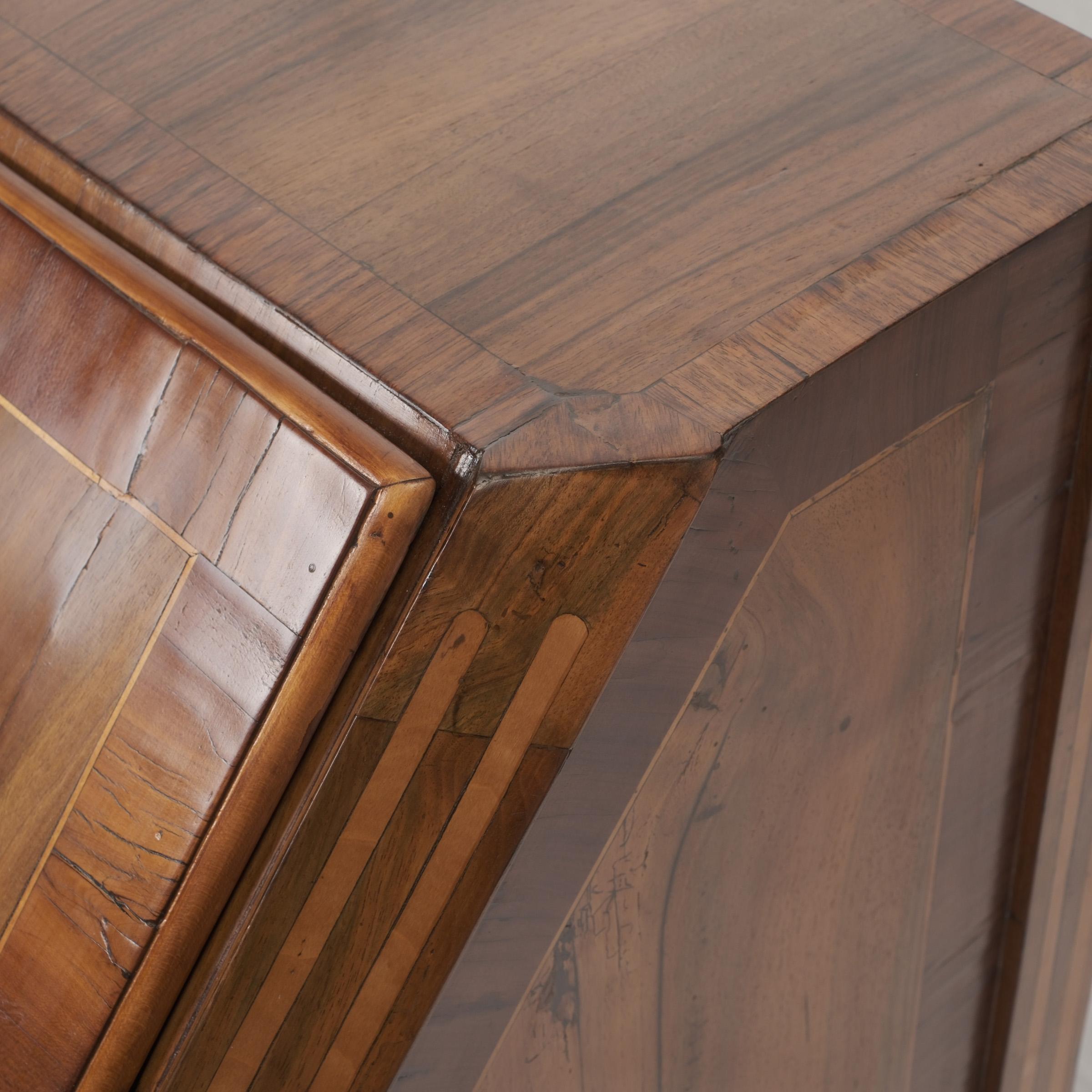 18th Century Louis Seize Rosewood and Walnut Secretaire Secretary For Sale 5