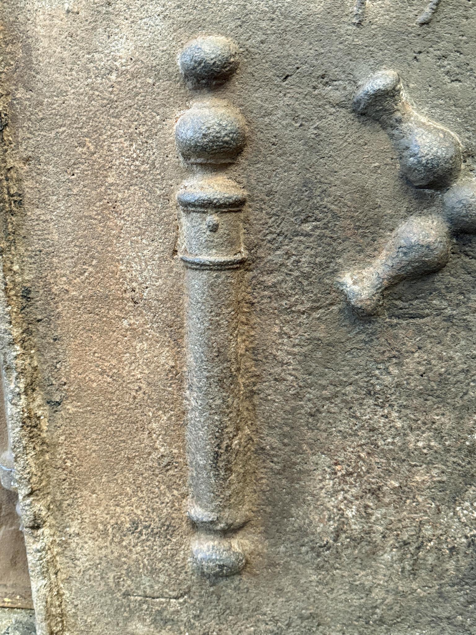 18th Century Louis XIV 'Pillars with Saint Andrew's Cross' Fireback / Backsplash For Sale 3