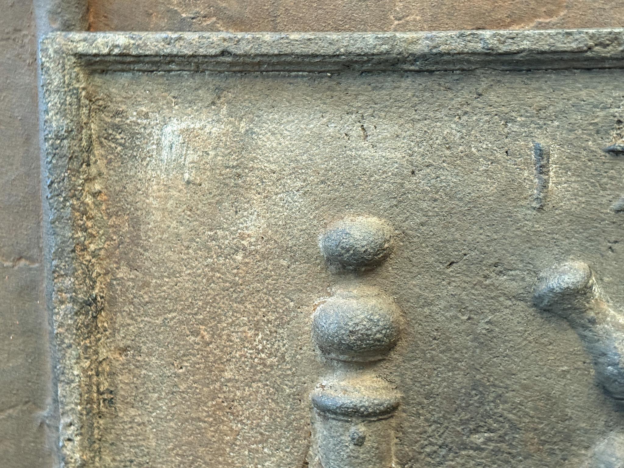 18th Century Louis XIV 'Pillars with Saint Andrew's Cross' Fireback / Backsplash For Sale 1