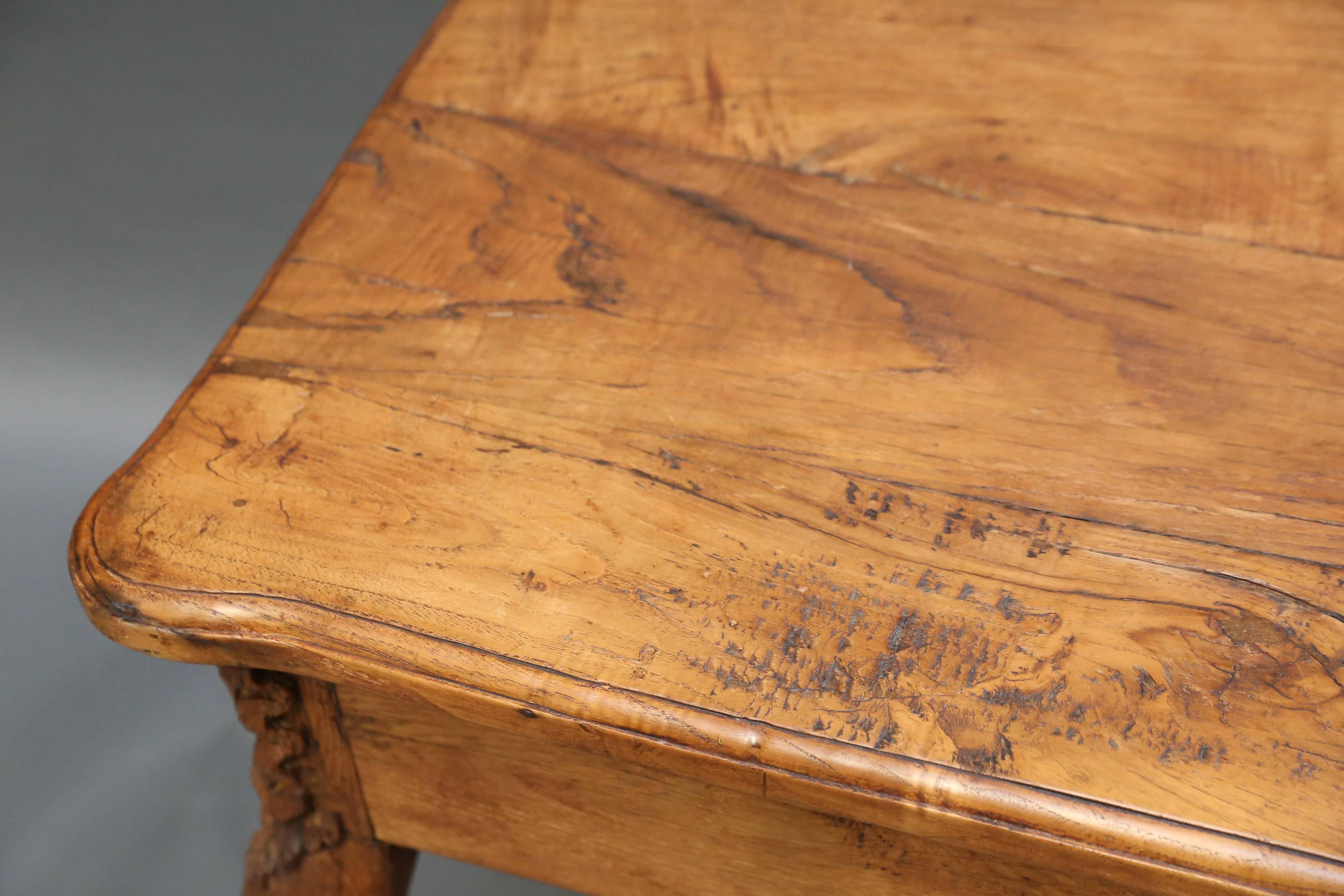 Table Louis XIV du XVIIIe siècle en vente 3
