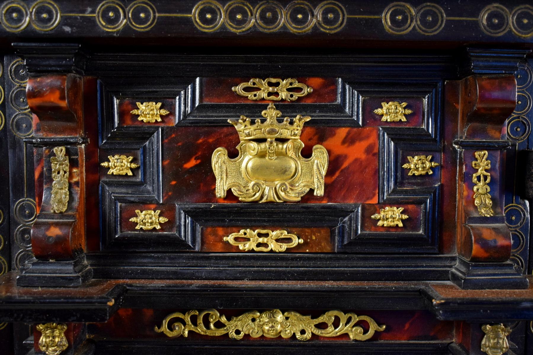 18th Century, Louis XIV Wood Apothecary Cabinet with Gilt Bronze 11
