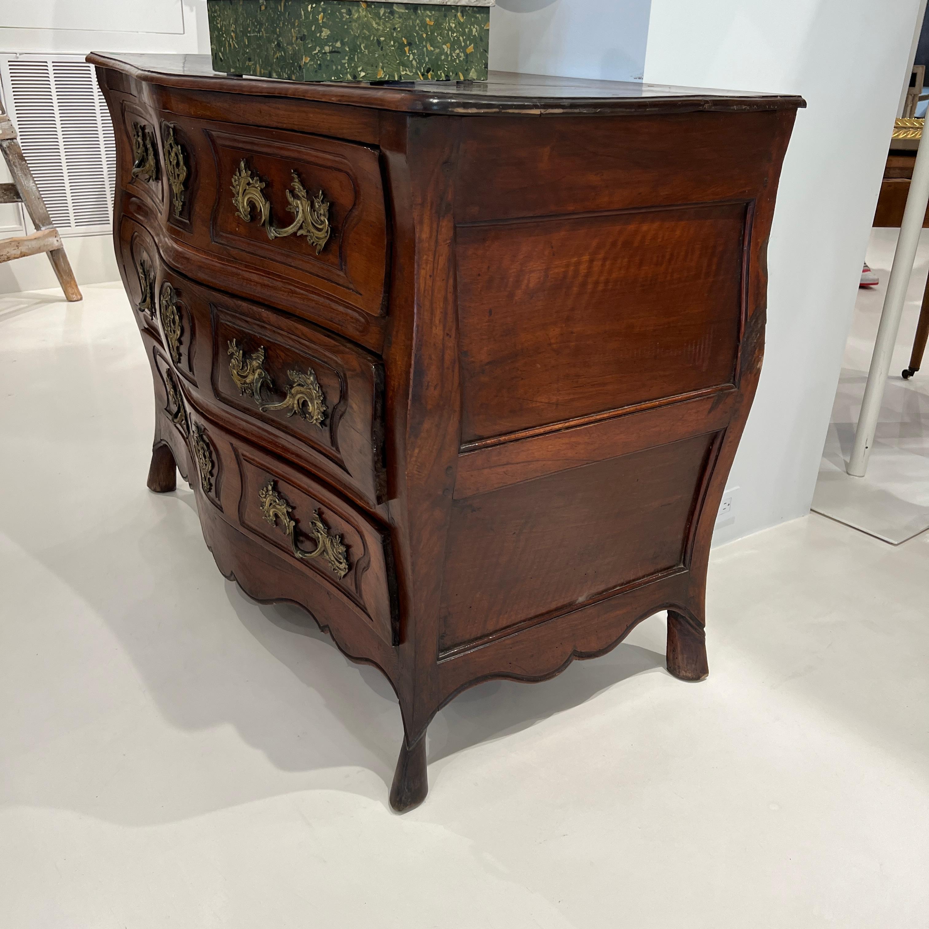 18th Century Louis XIV/XV Walnut Commode with Hoof Foot In Fair Condition For Sale In New Orleans, LA
