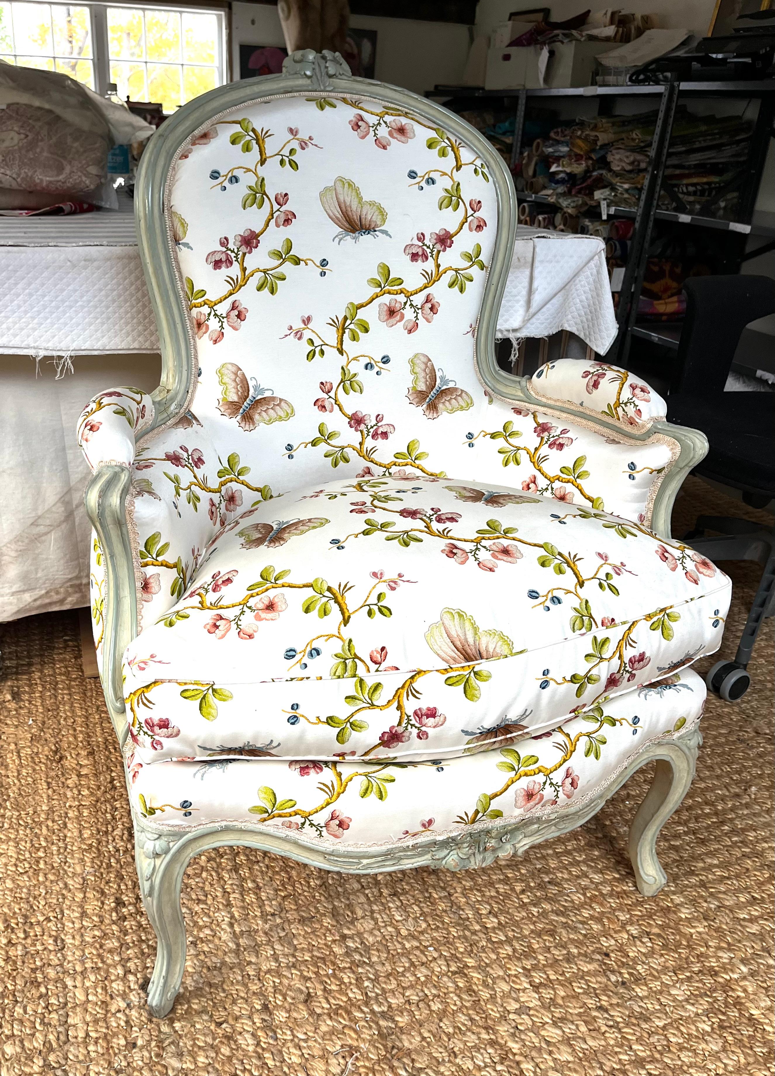 18. Jahrhundert Louis XV Bergère, Pierre Frey Stoff im Angebot 8