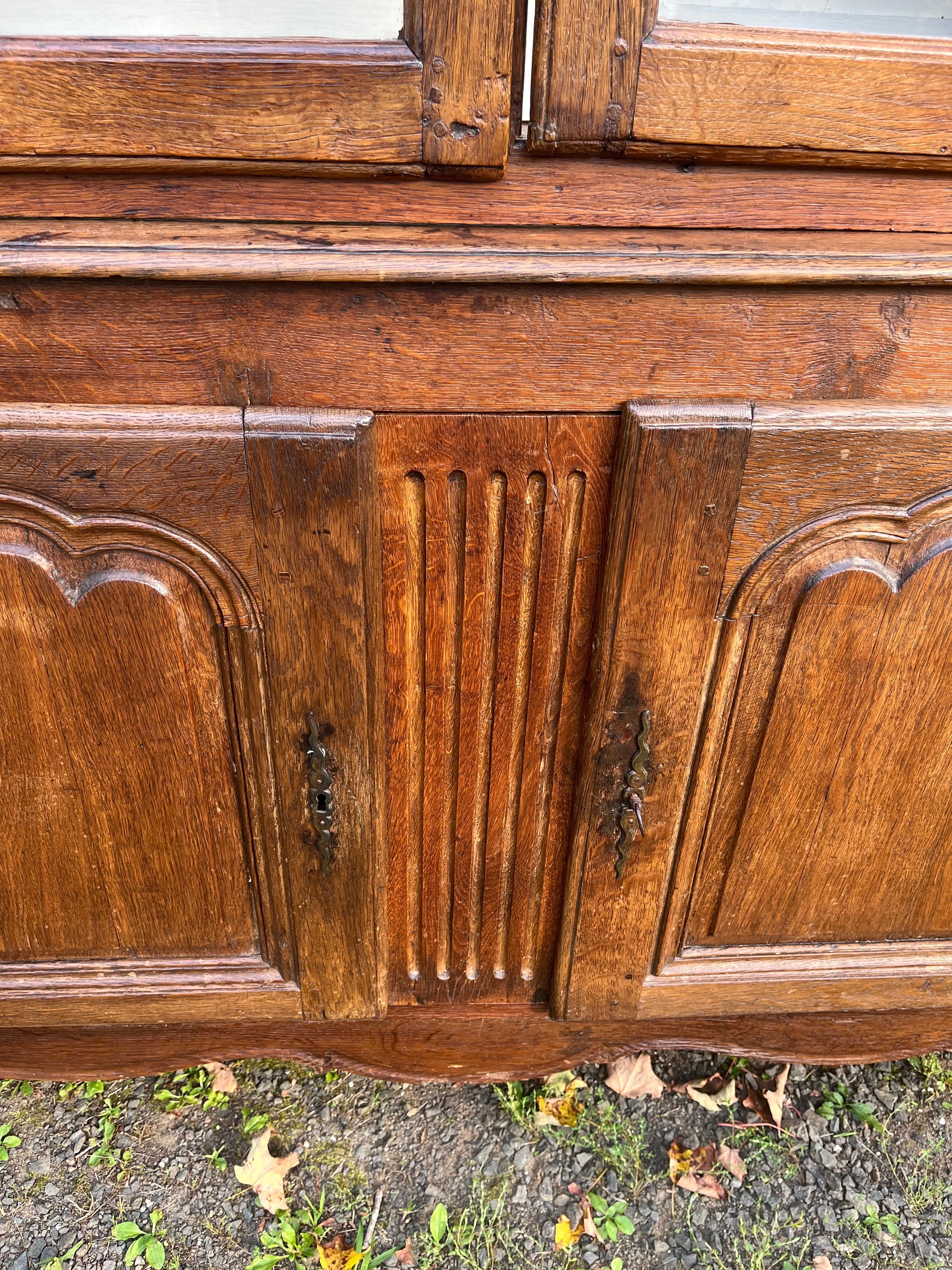 French 18th Century Louis XV Buffet a Deux Corps For Sale