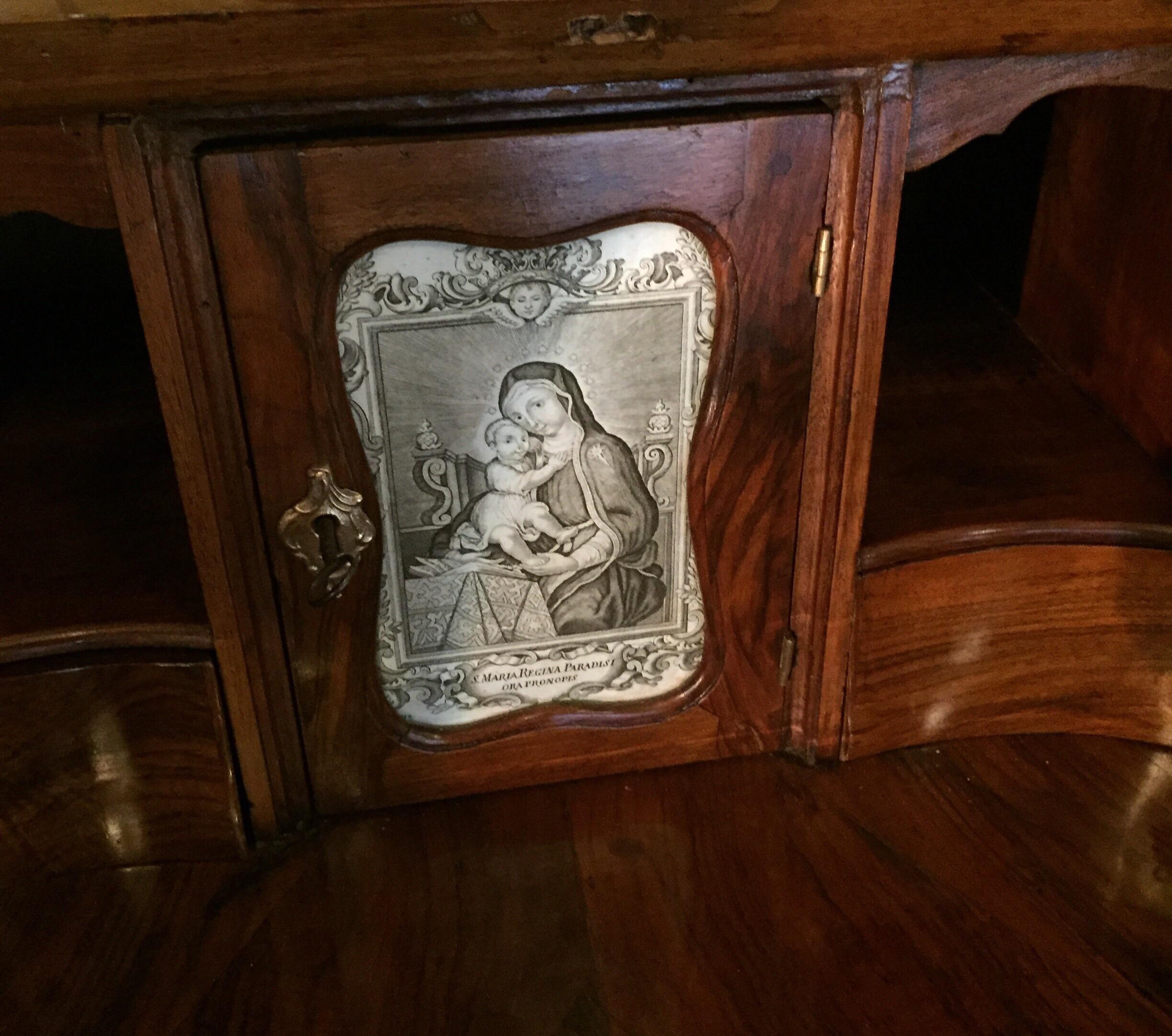 18th Century Louis XV Bureau Italian Genoese Walnut Marquetry Drop-Front Desk For Sale 7
