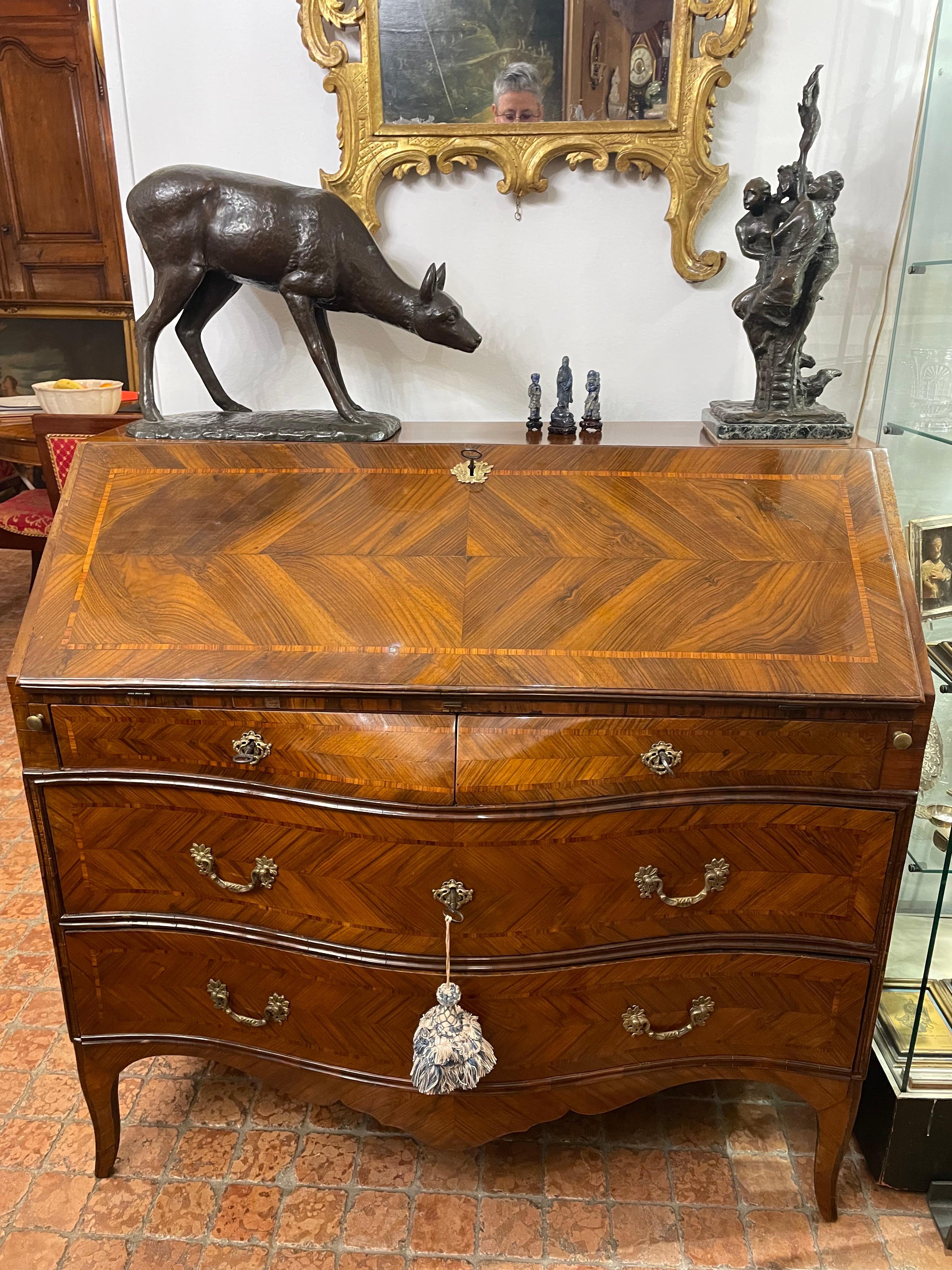 18th Century Louis XV Bureau Italian Genoese Walnut Marquetry Drop-Front Desk For Sale 1