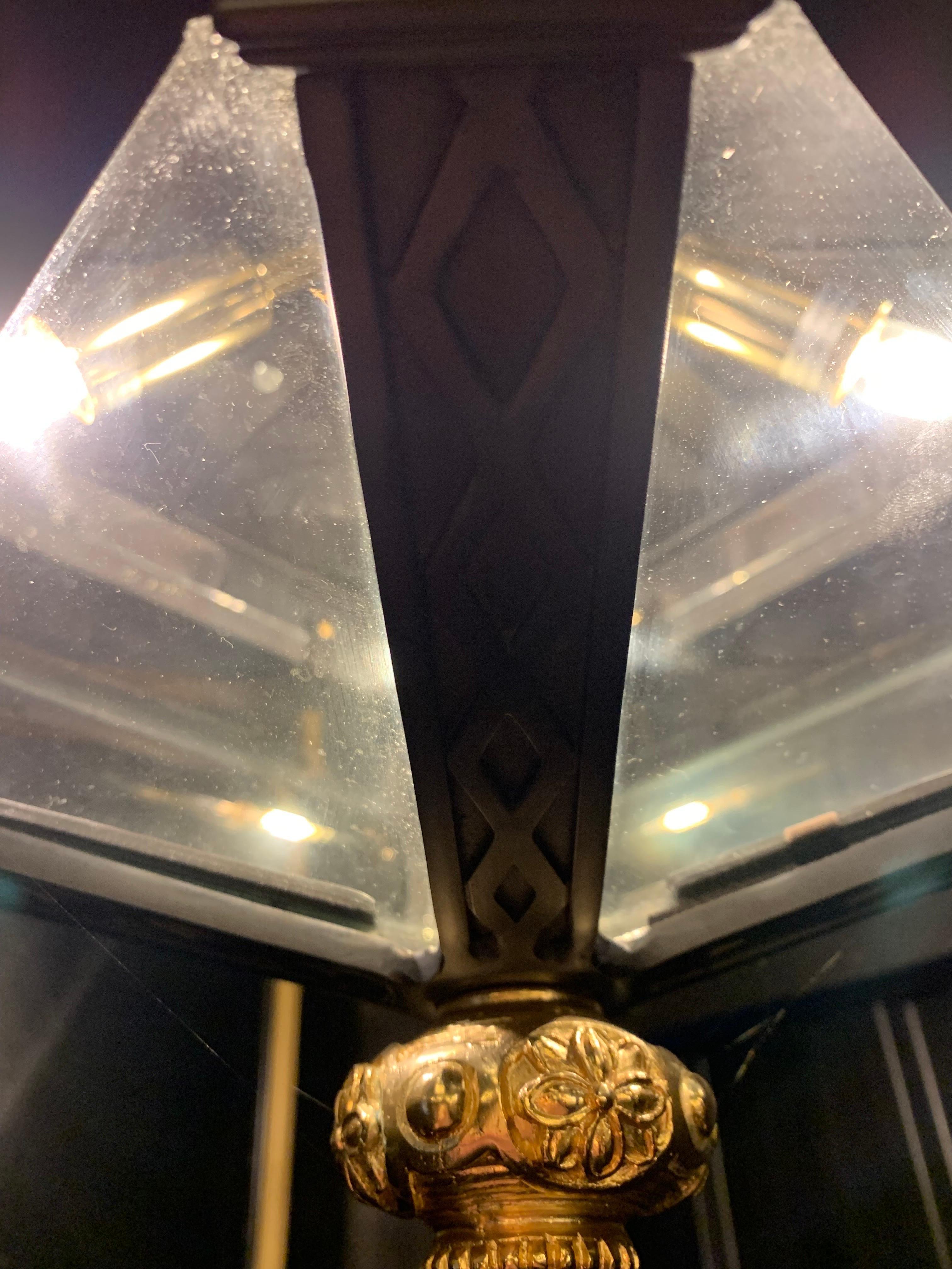 18th Century Louis XV Ceiling Light in Black Bronze and 18K Gilt Bronze  In Excellent Condition For Sale In SAINT-OUEN-SUR-SEINE, FR