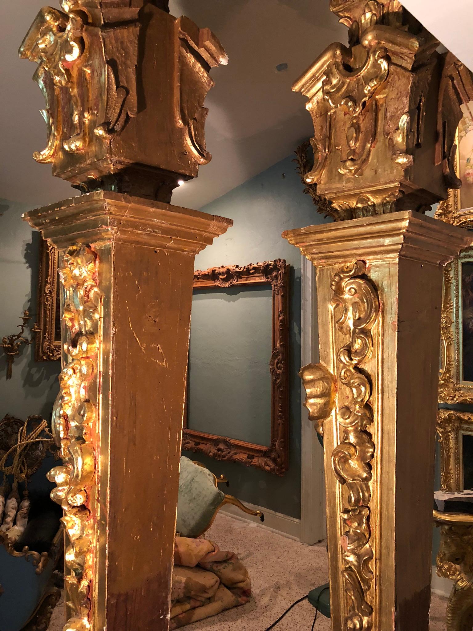 18th Century Louis XV Columns of Sculpted Giltwood a True Pair, French Rococo For Sale 9