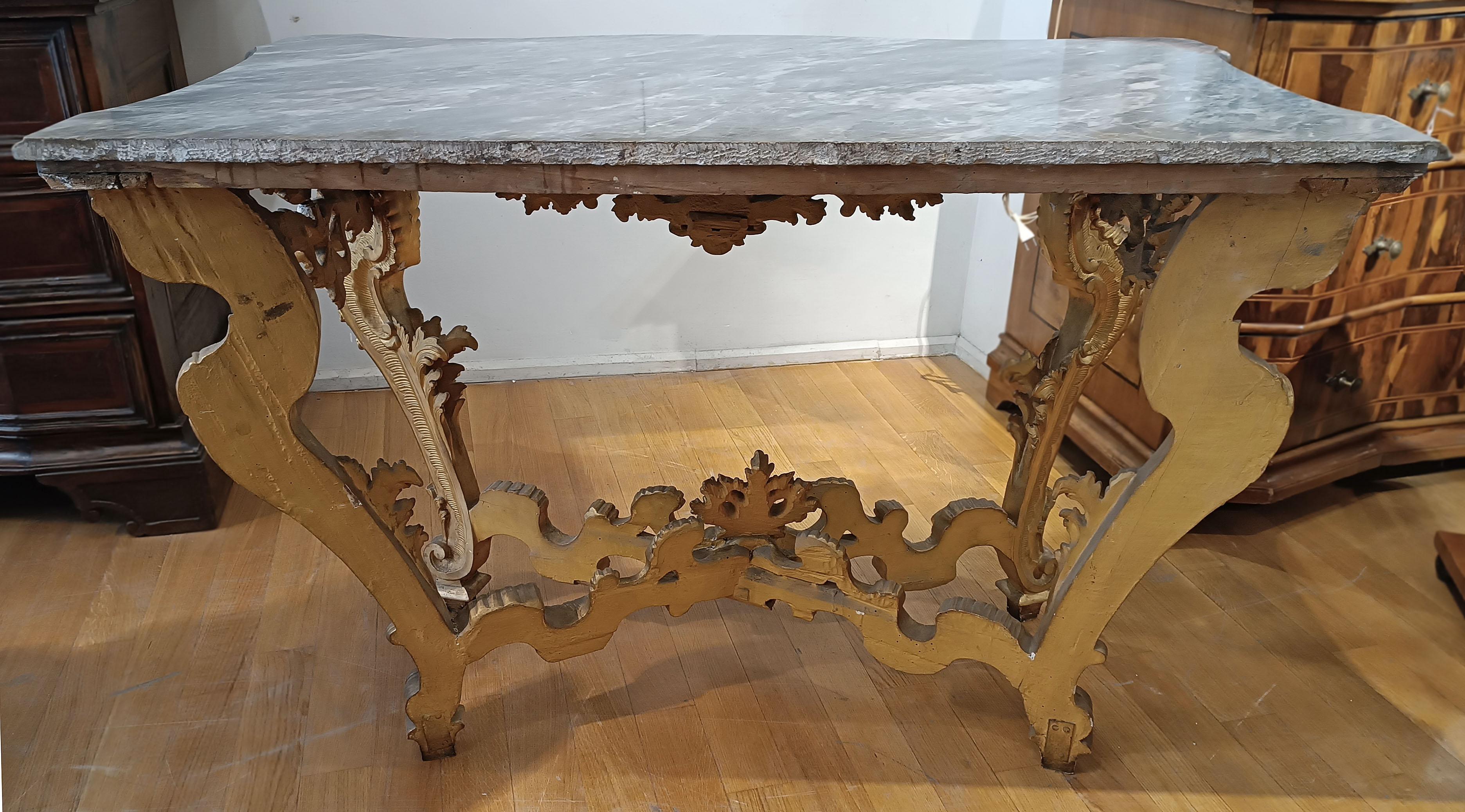 18th CENTURY LOUIS XV CONSOLLE IN GOLDEN WOOD AND BARDIGLIO MARBLE For Sale 1