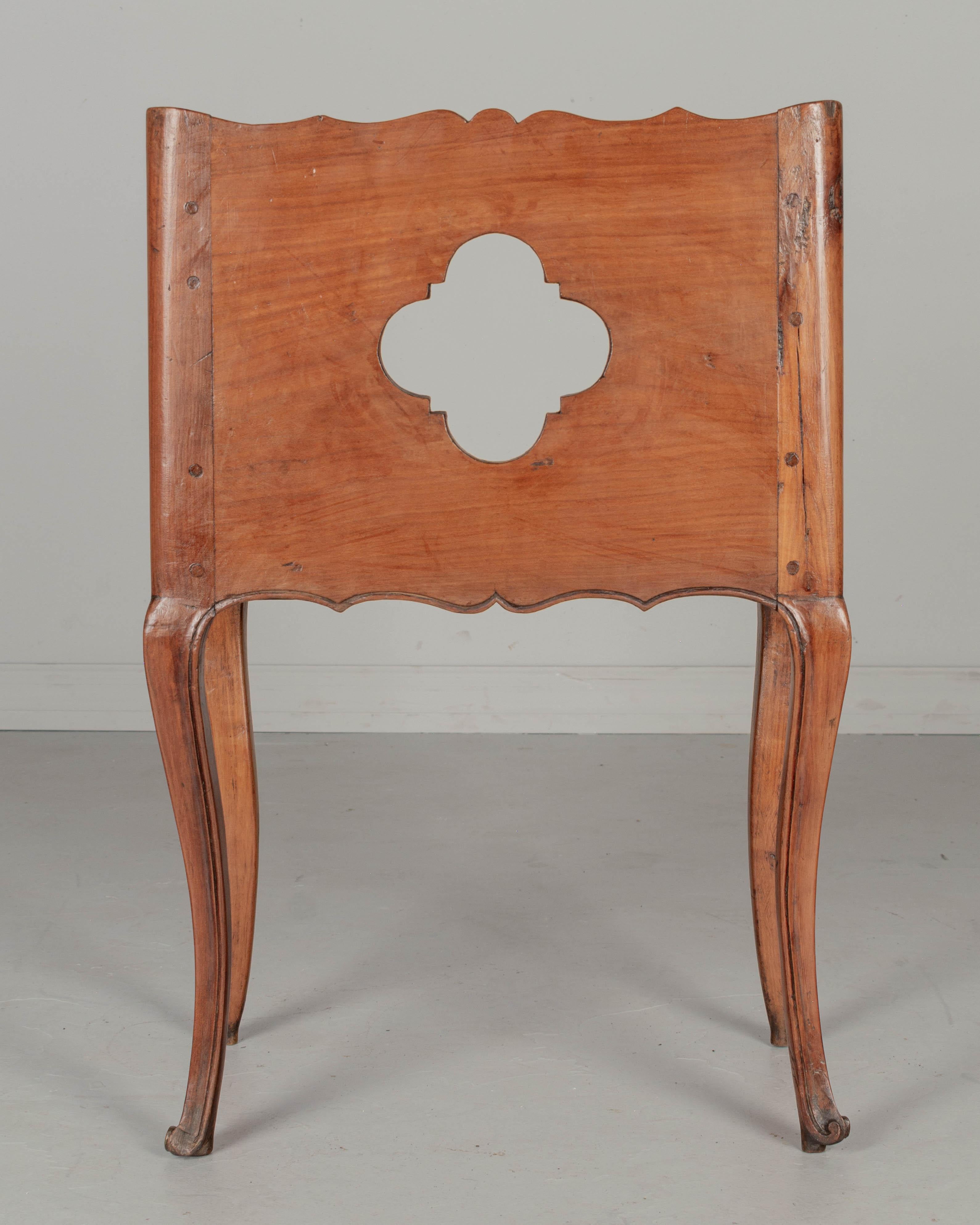 18th Century Louis XV Country French Side Table For Sale 1