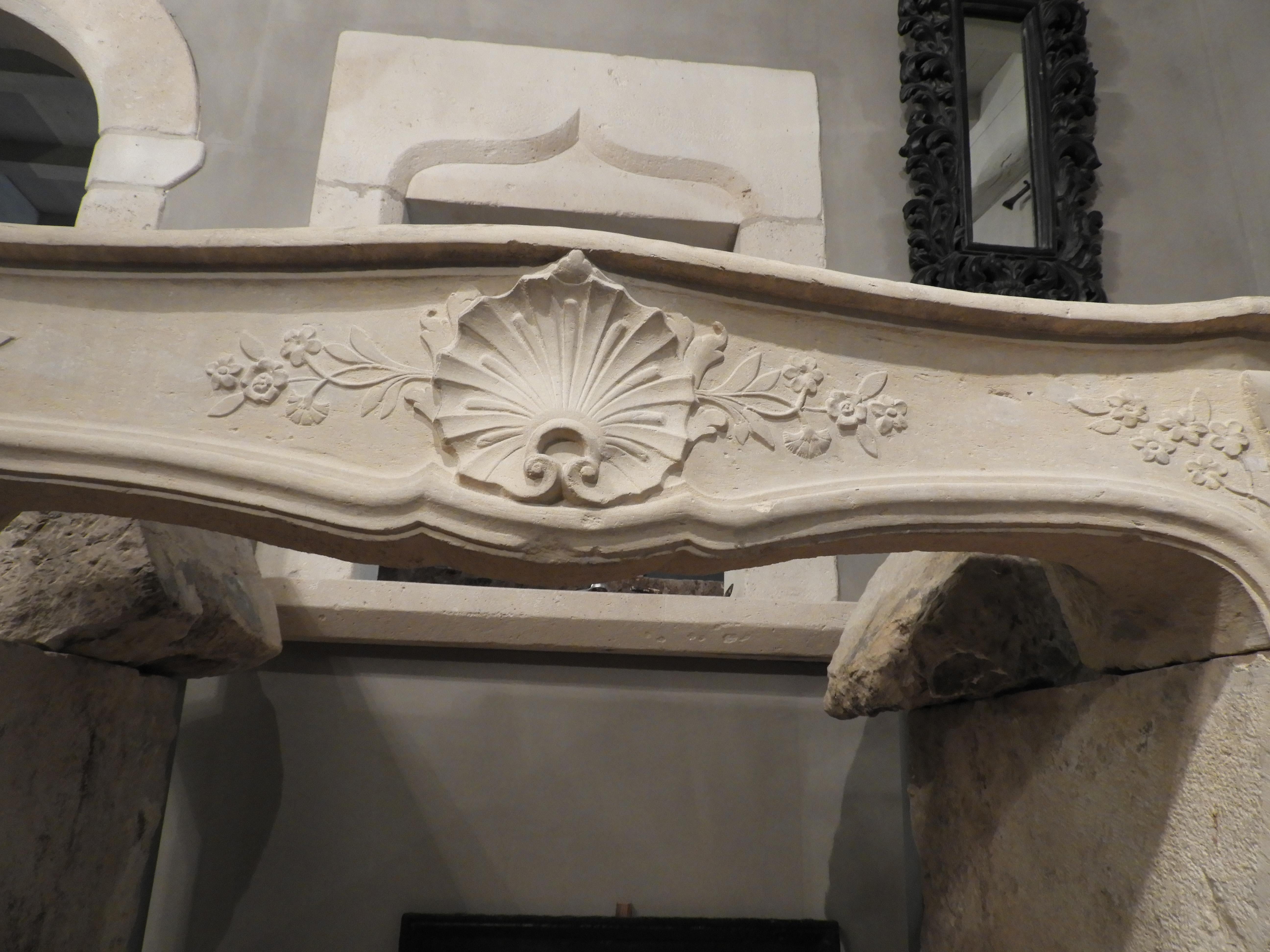 18th Century Louis XV Decorative Fireplace in French Limestone For Sale 11