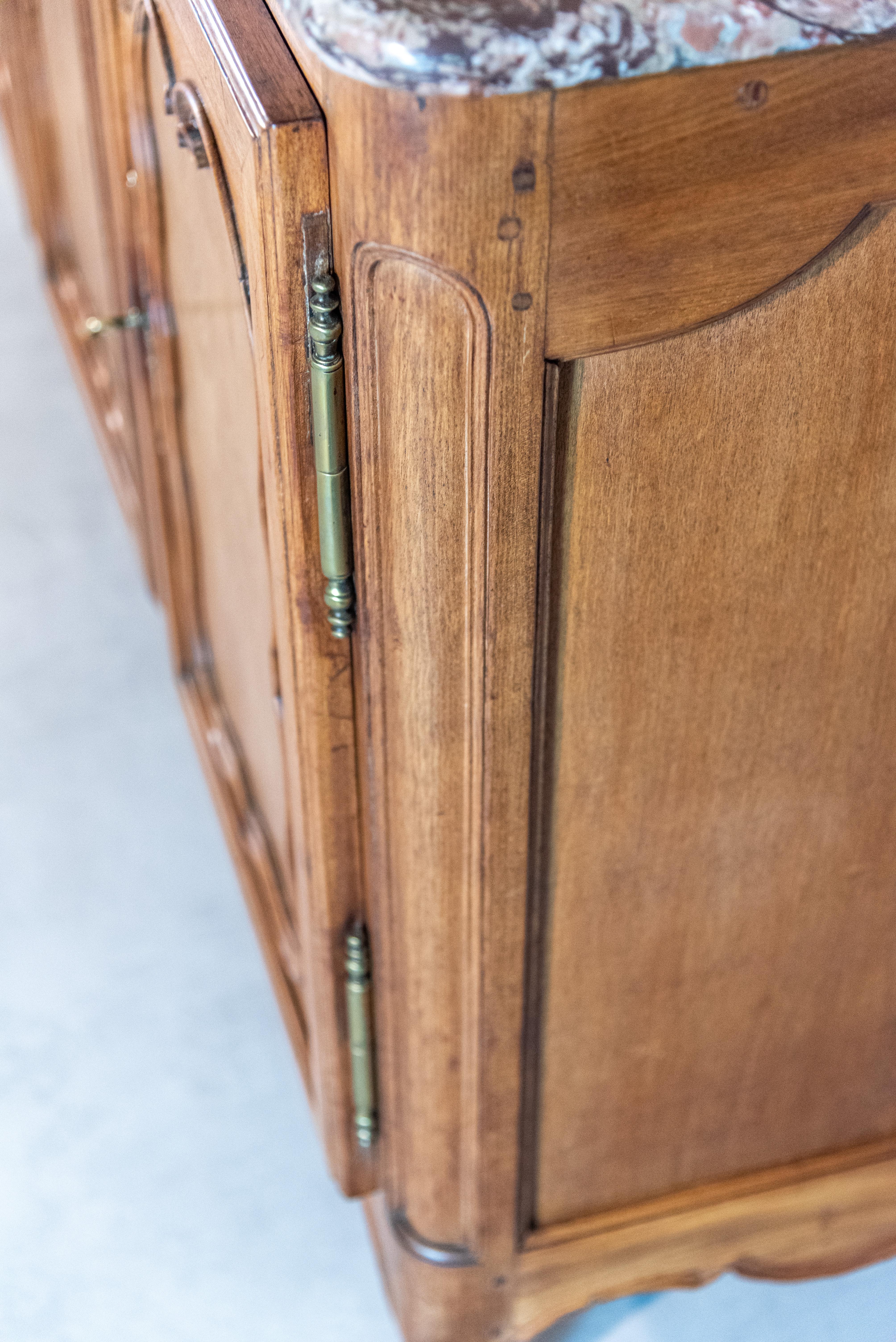 Marmo Enfilade francese Luigi XV del XVIII secolo in vendita