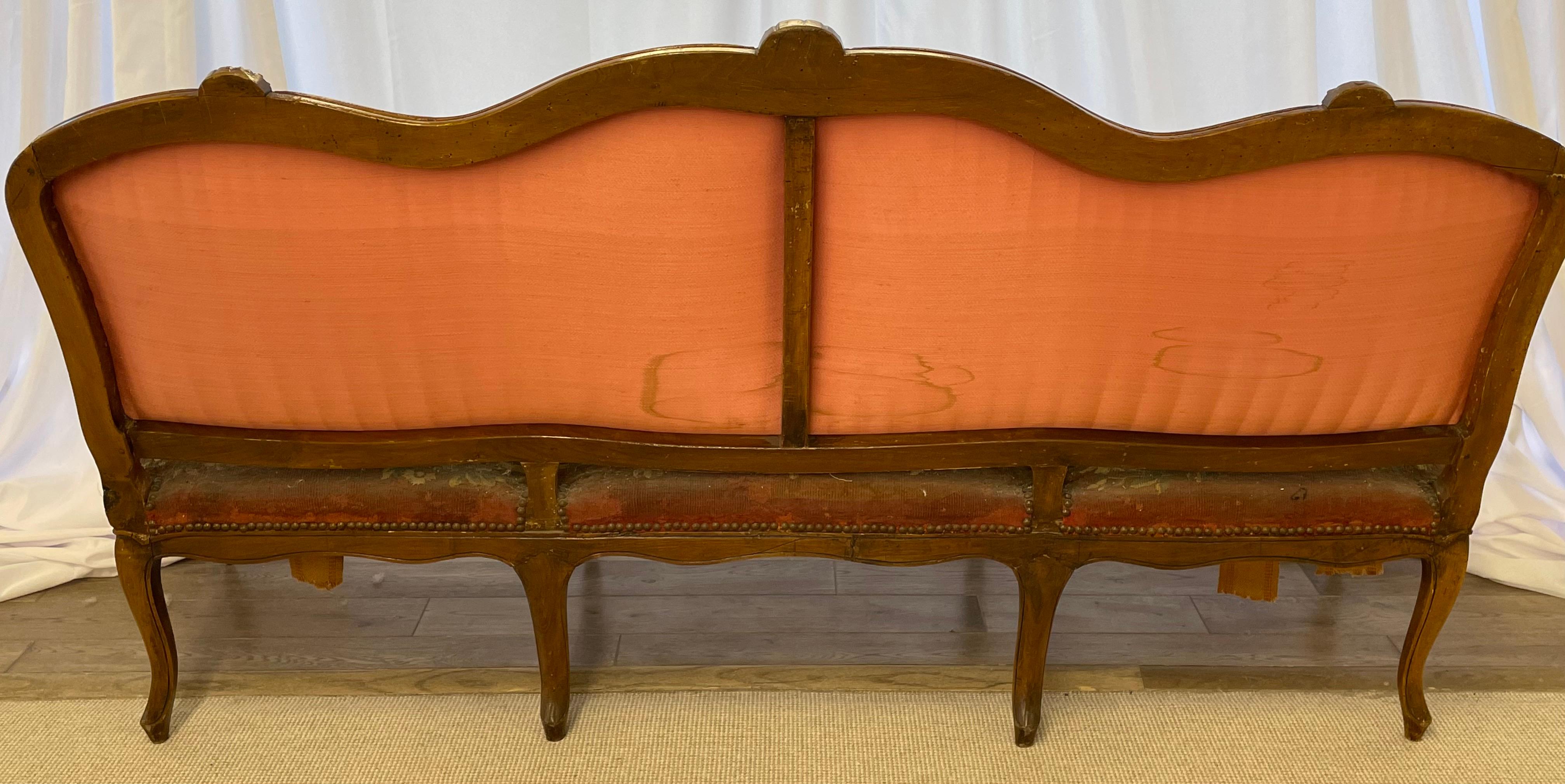 18th Century Louis XV Fruitwood Settee in Aubusson Upholstery For Sale 5