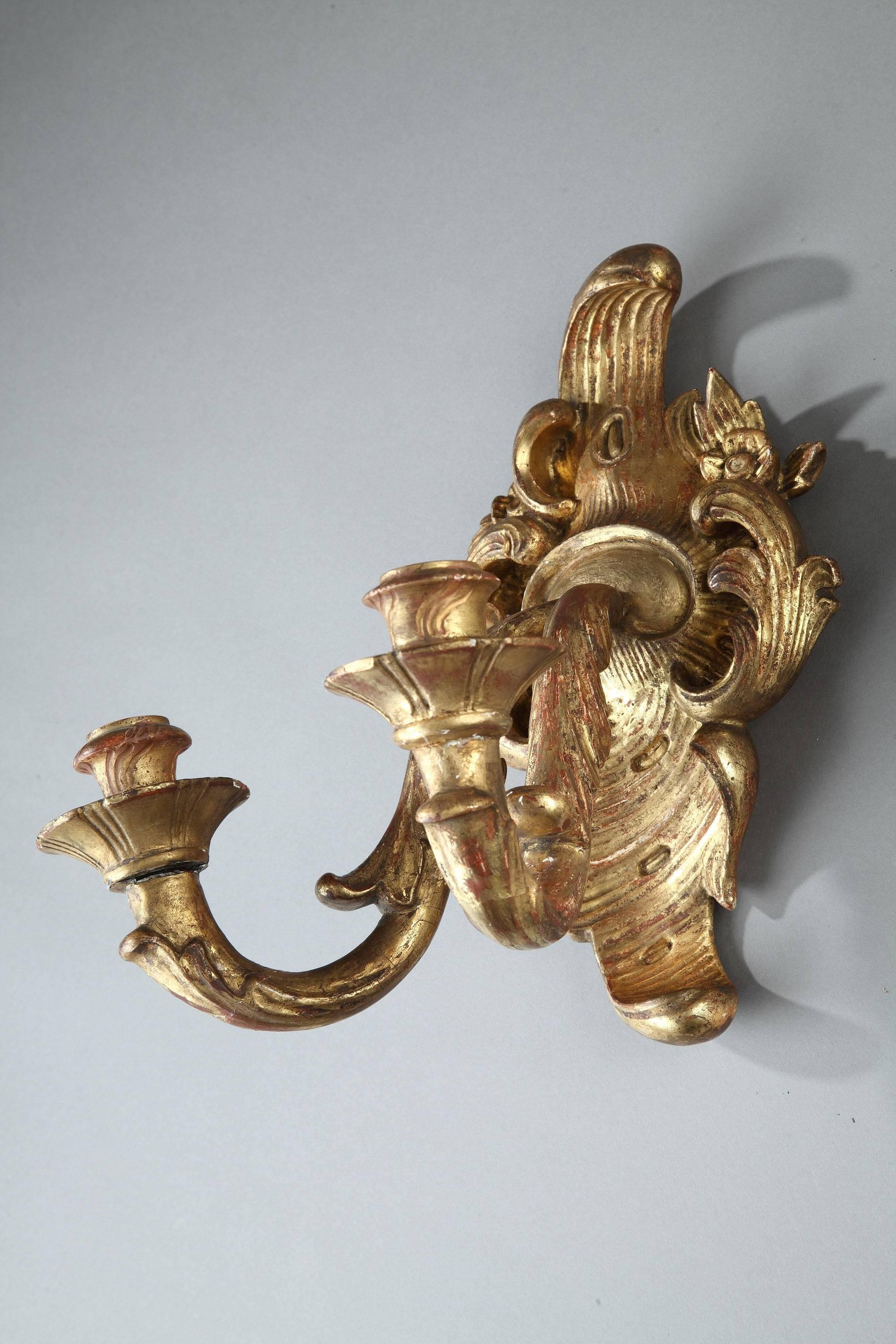 18th Century Louis XV Giltwood Two-Light Sconces For Sale 1