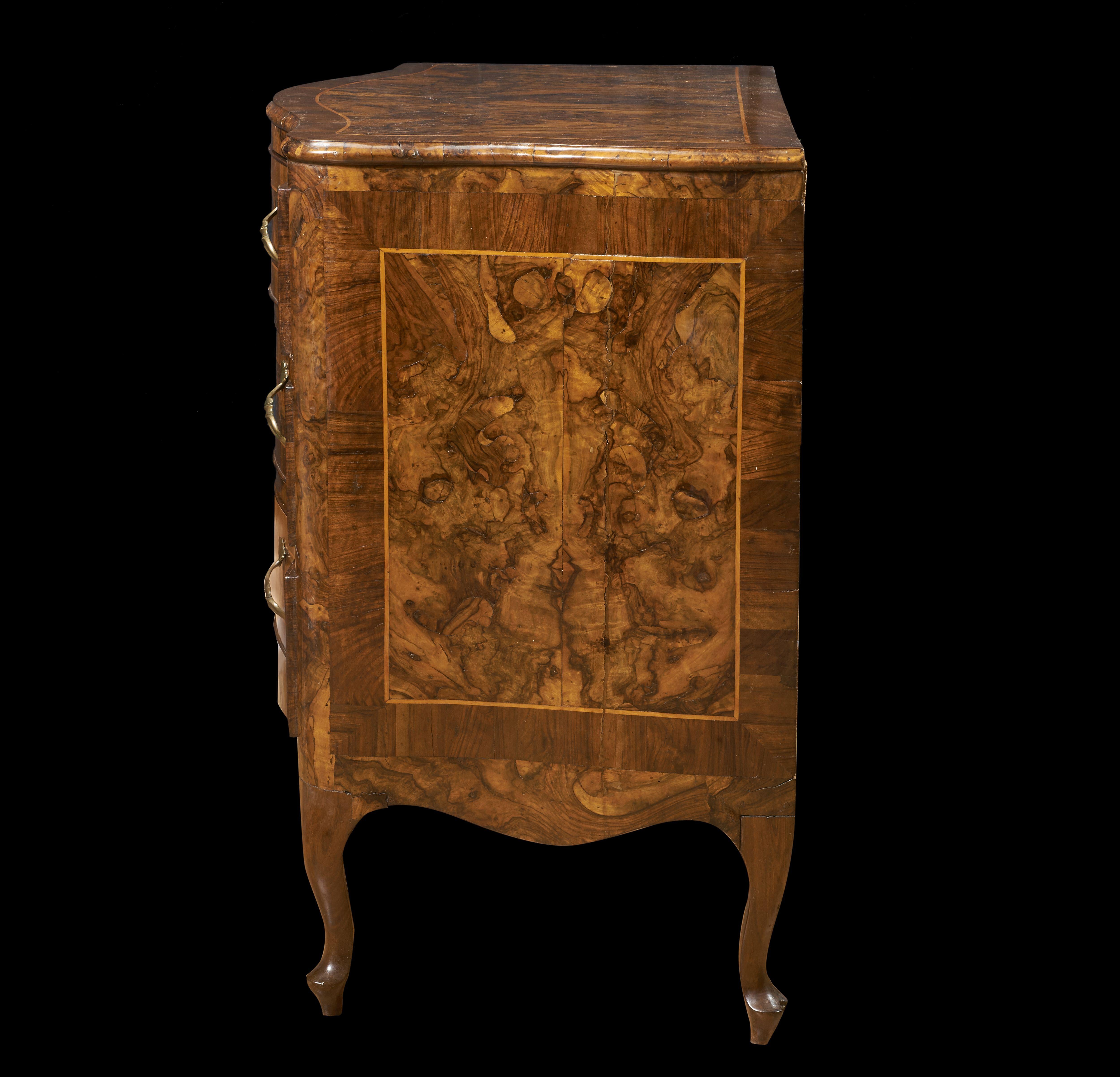 18th Century Louis XV Italian Chest of Drawers Walnut Commode High Leg For Sale 1
