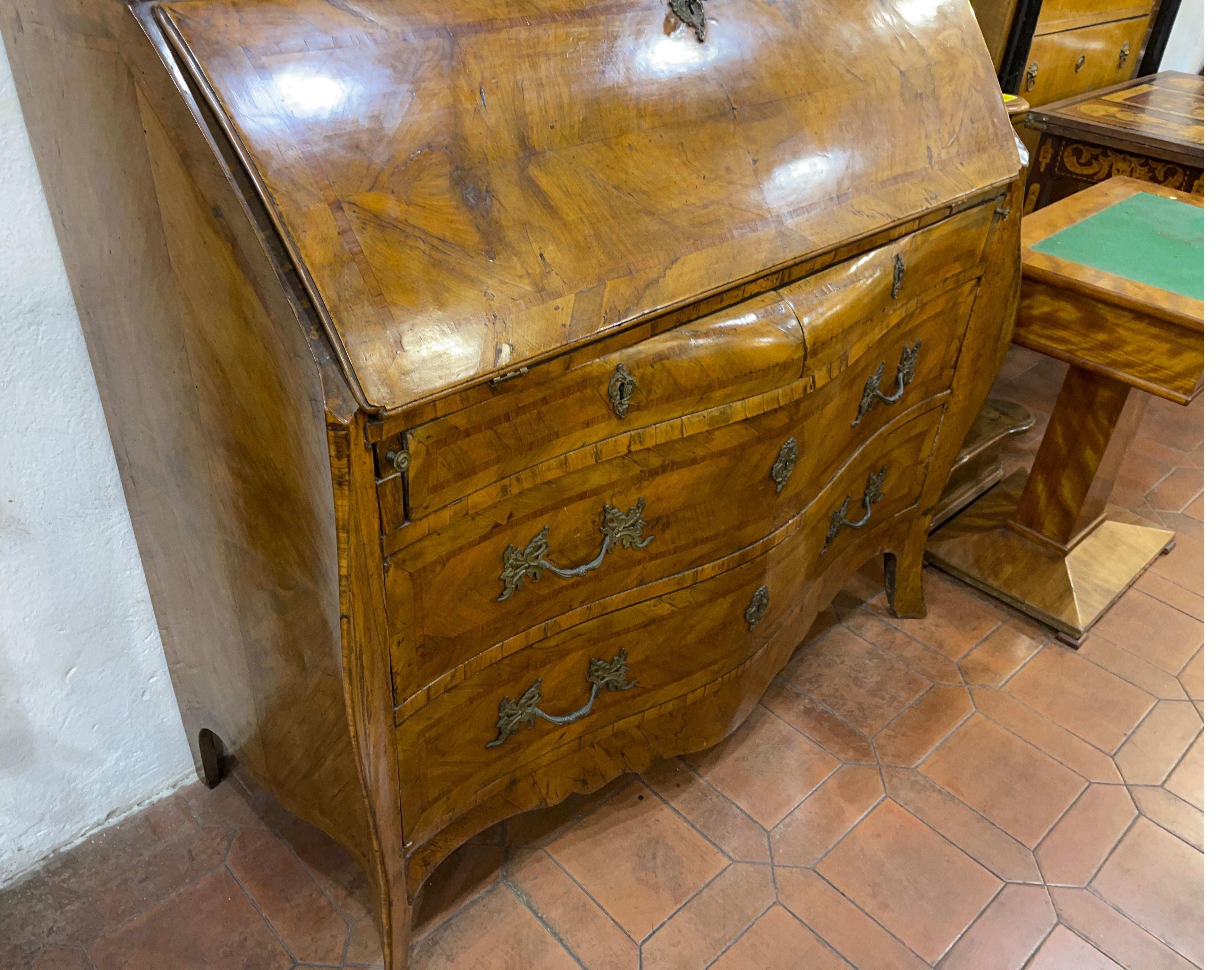 18th Century Louis XV Italian Walnut Cabinet Secretaire Bookcase 1750 4