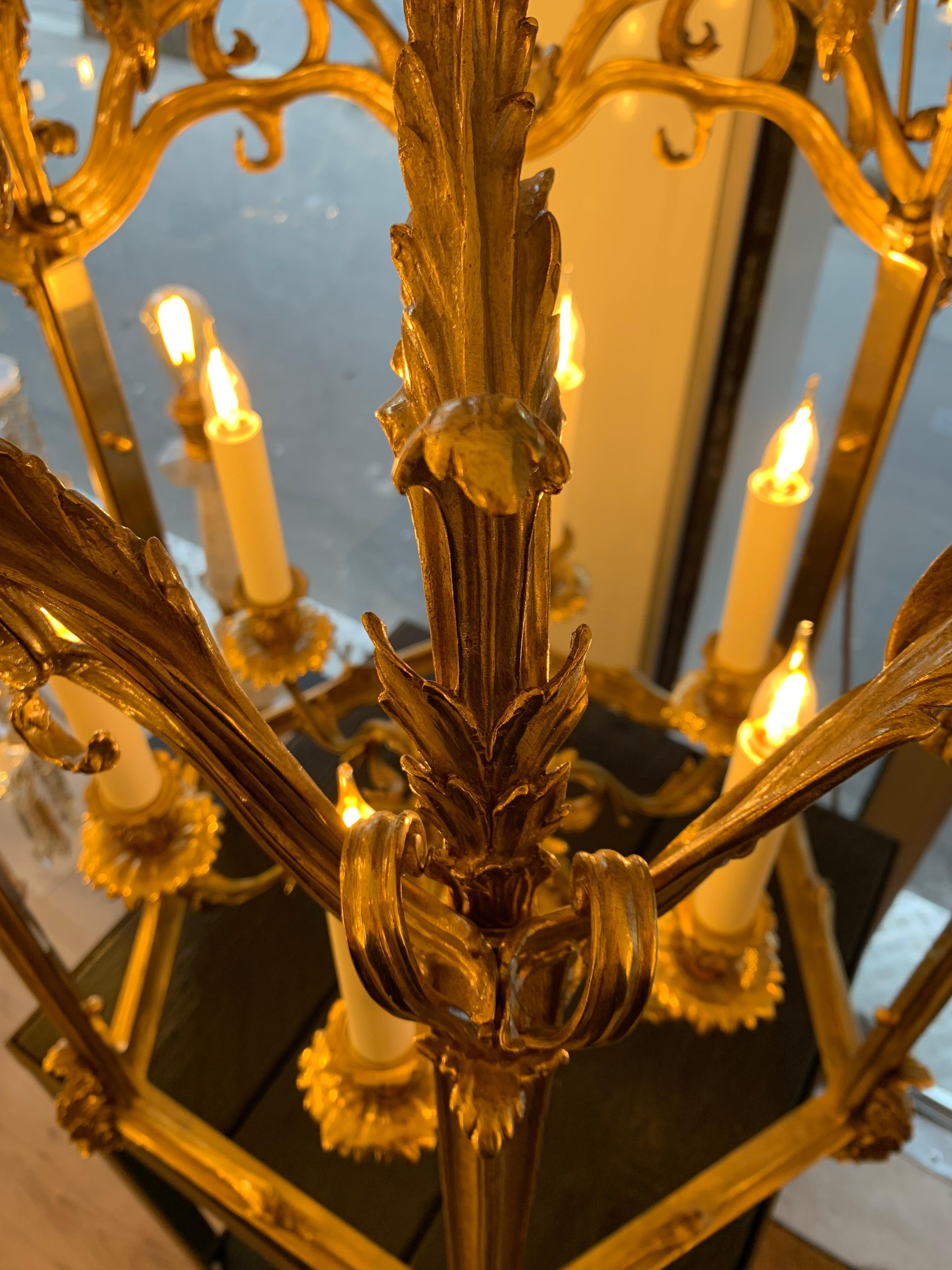 Antike Louis-XV-Laterne aus Bronze mit sechs Lichtern aus dem 18. Jahrhundert im Zustand „Hervorragend“ im Angebot in SAINT-OUEN-SUR-SEINE, FR
