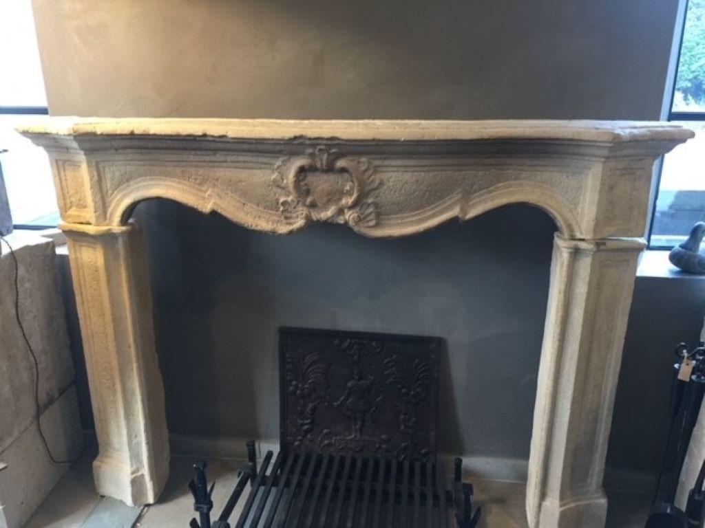 Very nice Louis XV Limestone Fireplace Mantel, dating from the 18th century.
Inside dimensions : 120cm wide & 95cm high