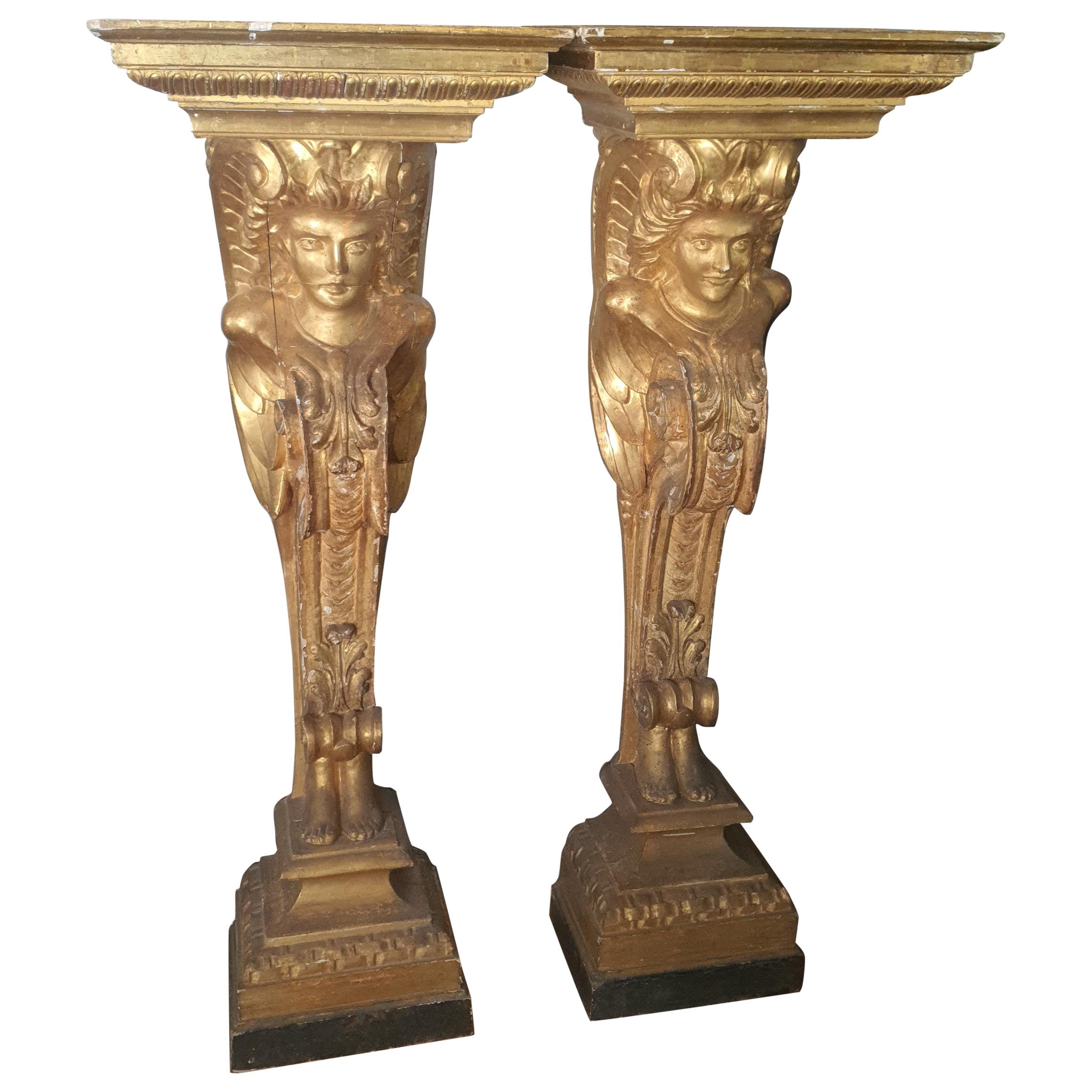 18th Century Louis XV Pair of Pilasters in Gilded Wood Carved Caryatids For Sale