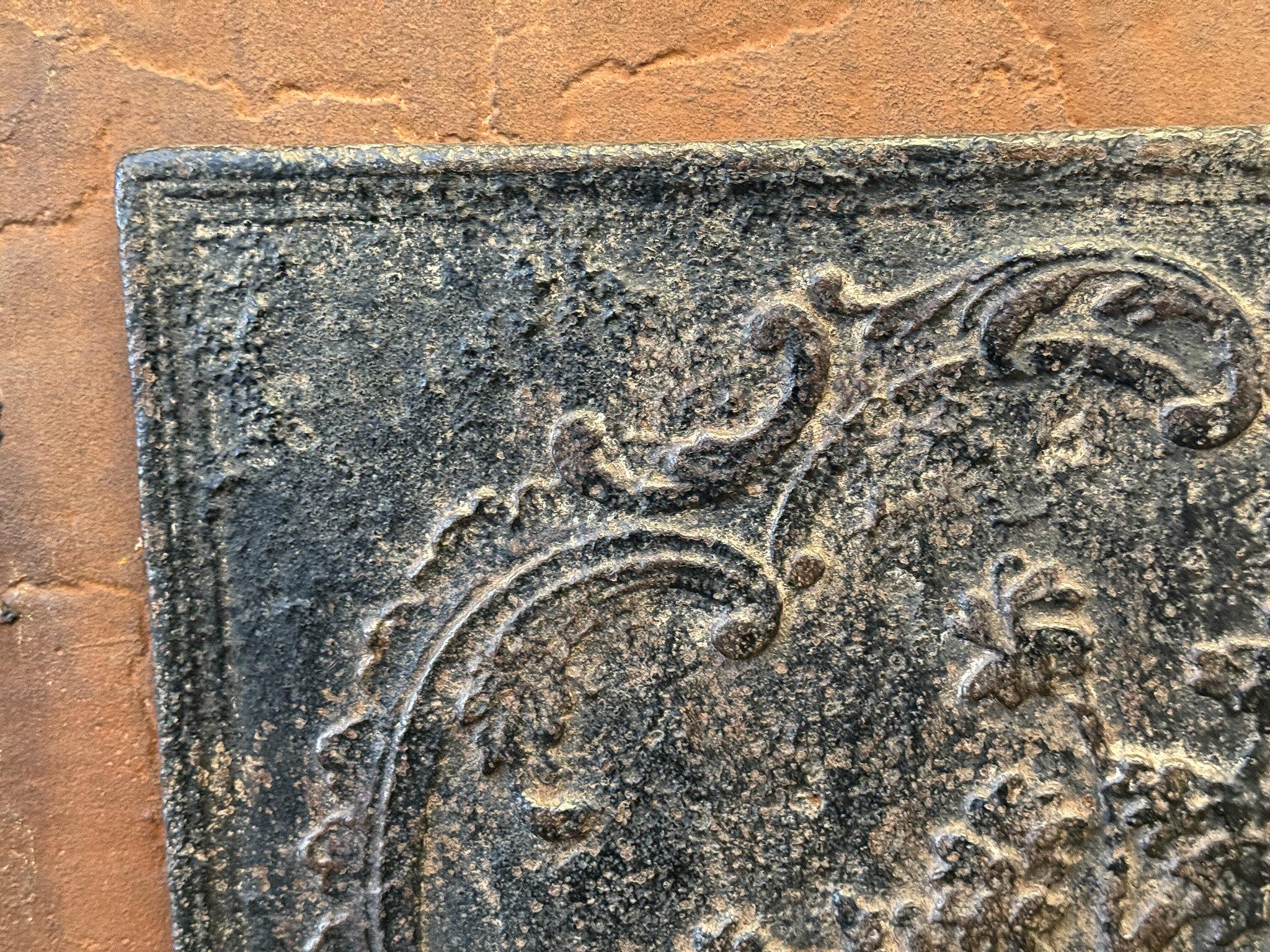 18th Century Louis XV Period 'Diana Bathing' Fireback / Backsplash In Good Condition For Sale In Amerongen, Amerongen