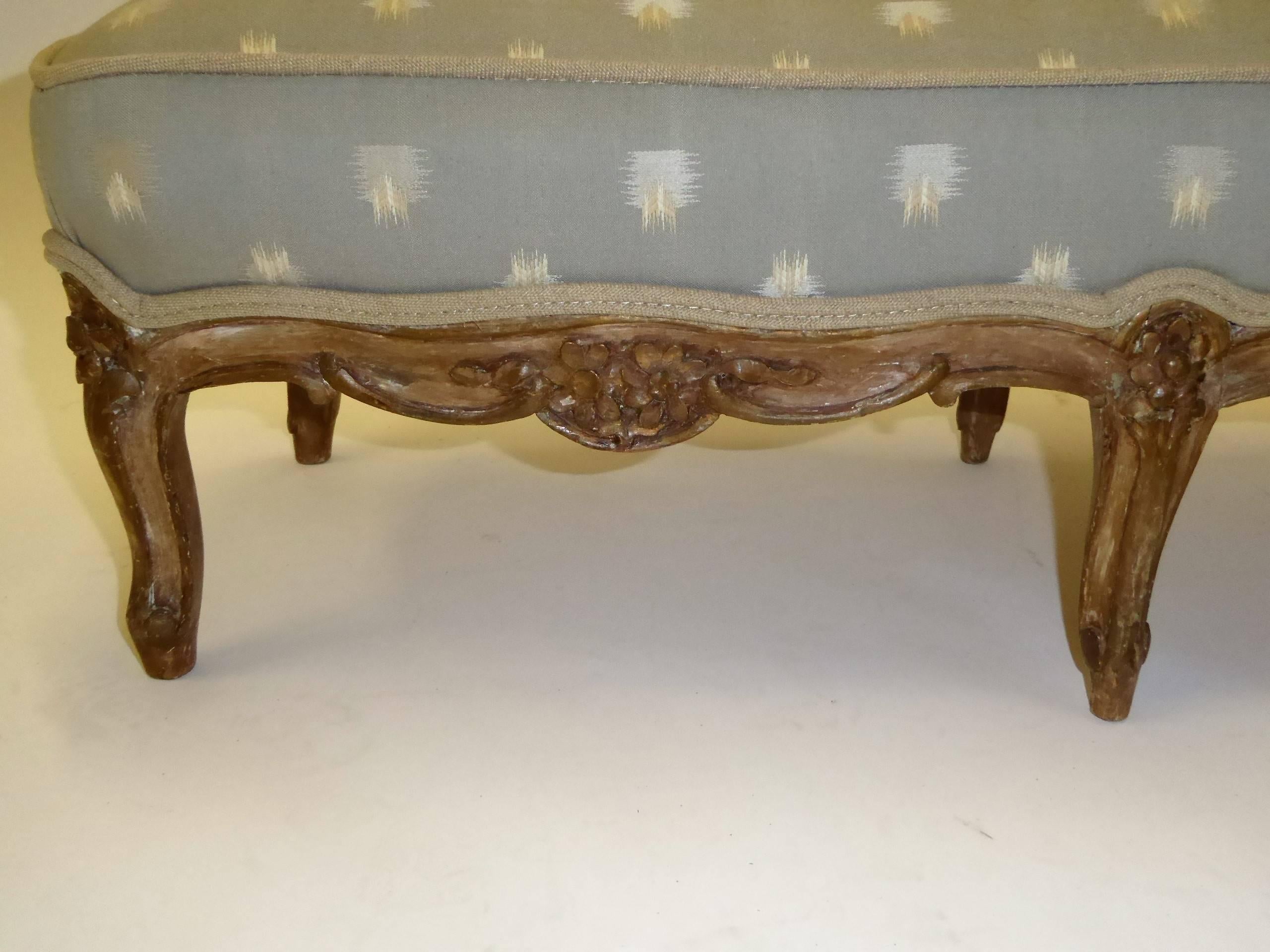 18th Century Louis XV Petite Footstool Tabouret Original Aged Finish, France For Sale 7
