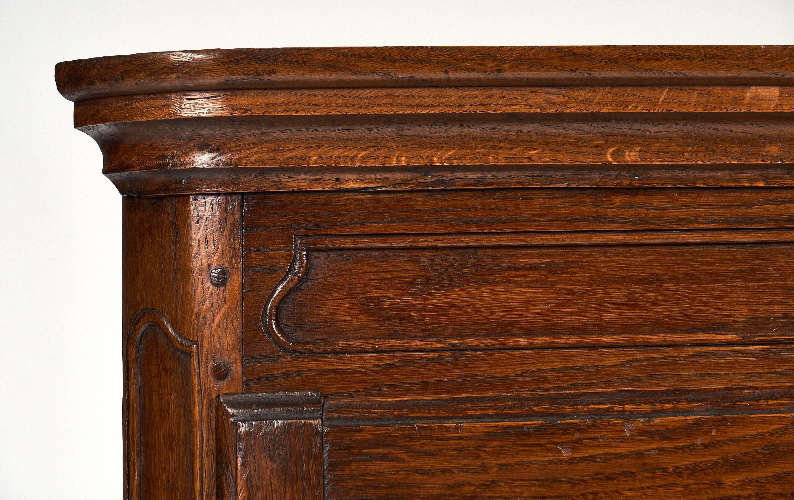 French 18th Century Louis XV Style Corner Cabinet