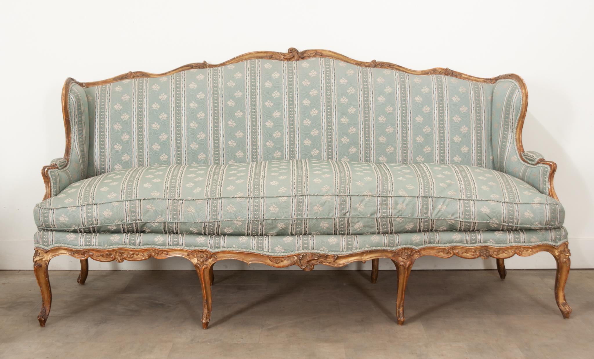 18th Century Louis XV Style Gilt & Upholstered Parlor Set For Sale 7