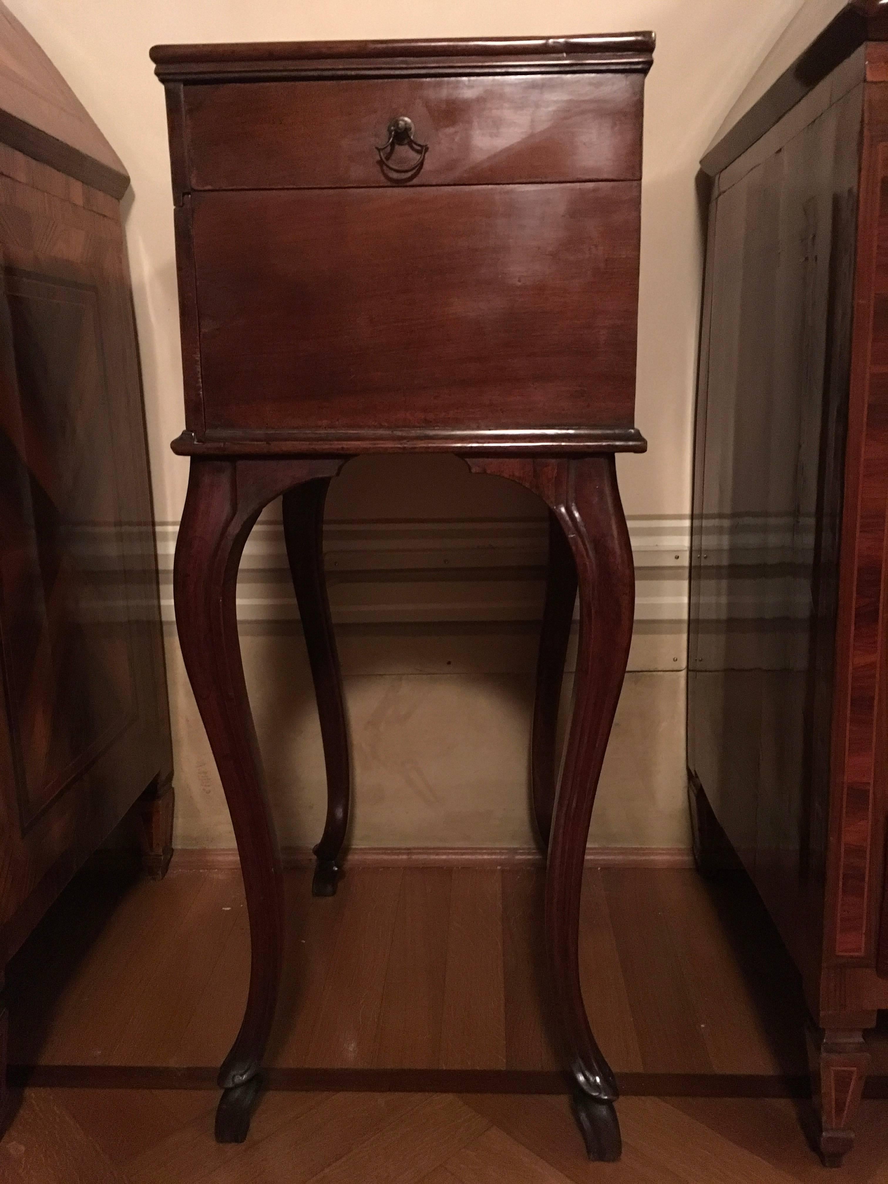 Italian Italy 18th Century Louis XV Walnut Side Table Gueridon with Drawings For Sale