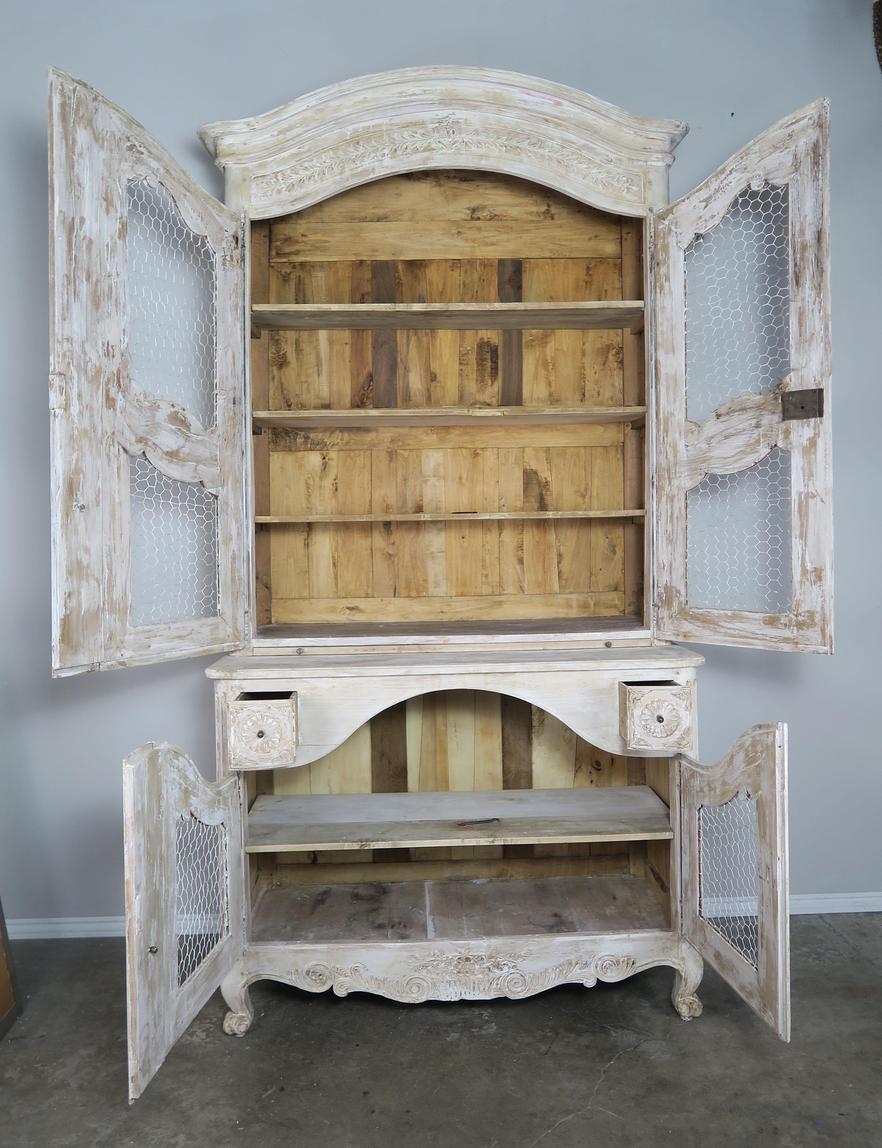 18th Century Louis XV Style Painted Buffet de Corps In Distressed Condition In Los Angeles, CA