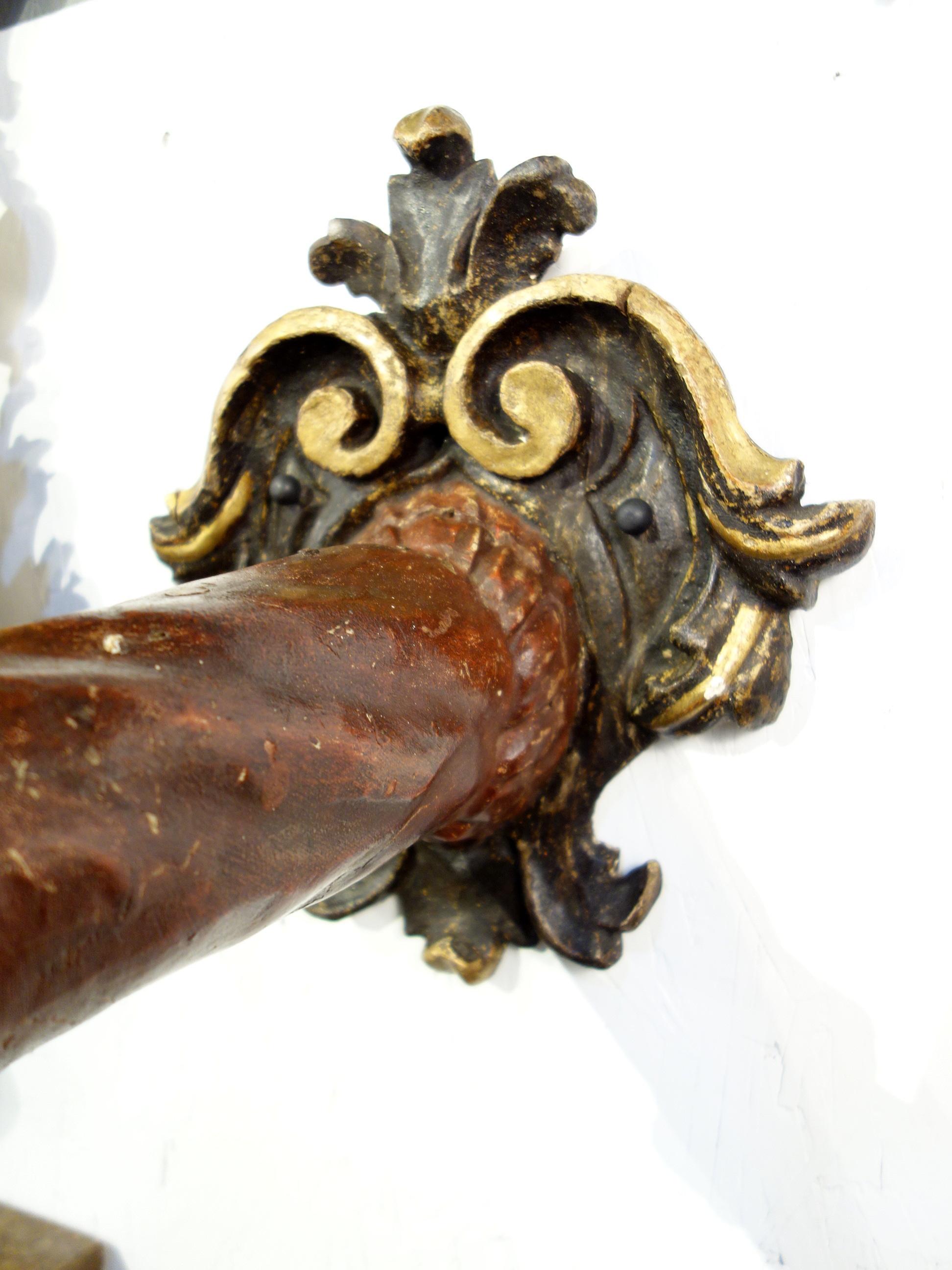 18th Century Louis XV Venetian Painted Wood Torch Sconces with Gilt circa 1750 For Sale 4