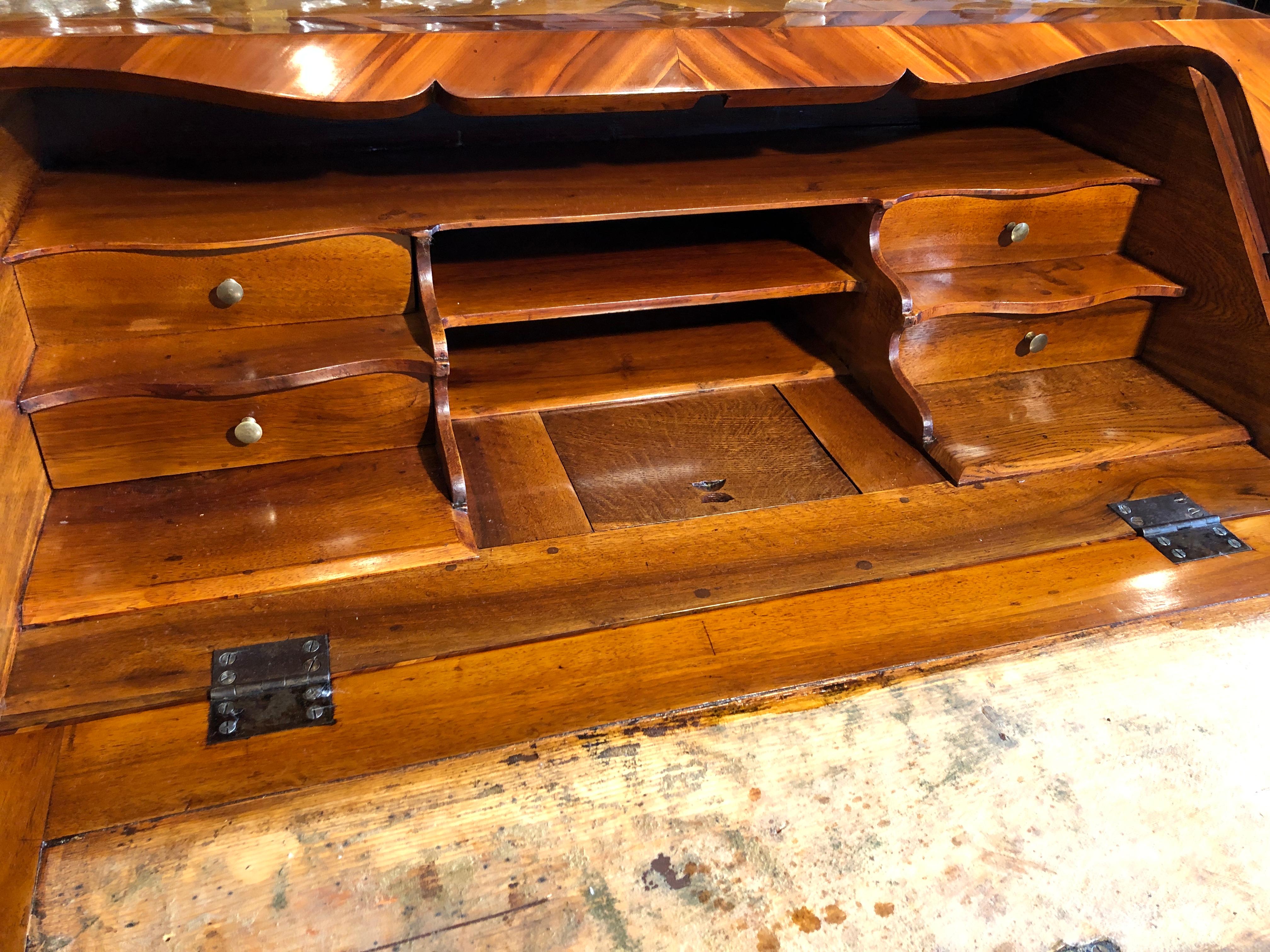 18th Century Louis XV Walnut Olive Italian Bureau Desk Secretaire, Naples 1760 4