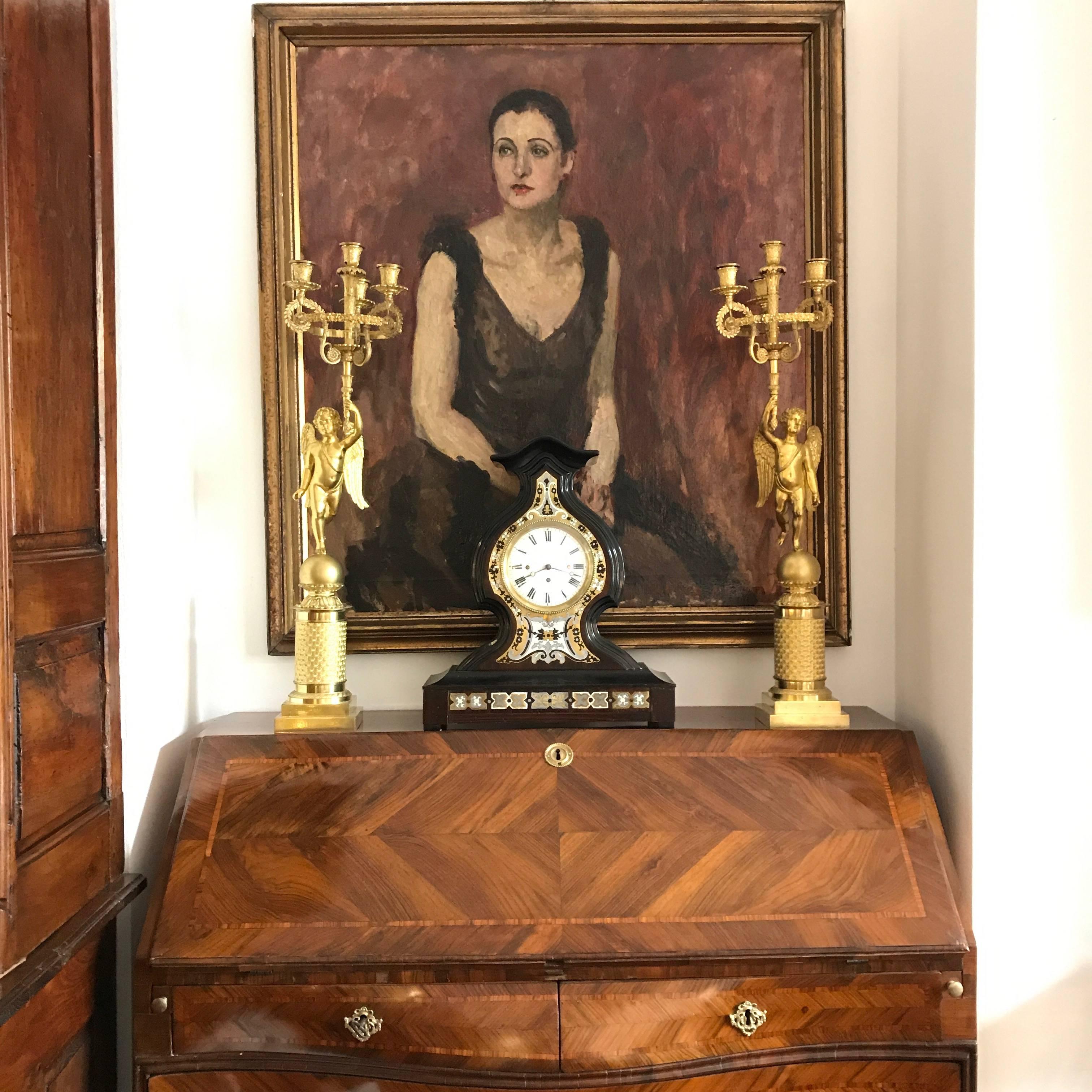 18th Century Louis XV Walnut Bureau Italian Genoese Drop-Front Desk In Good Condition For Sale In Milan, IT