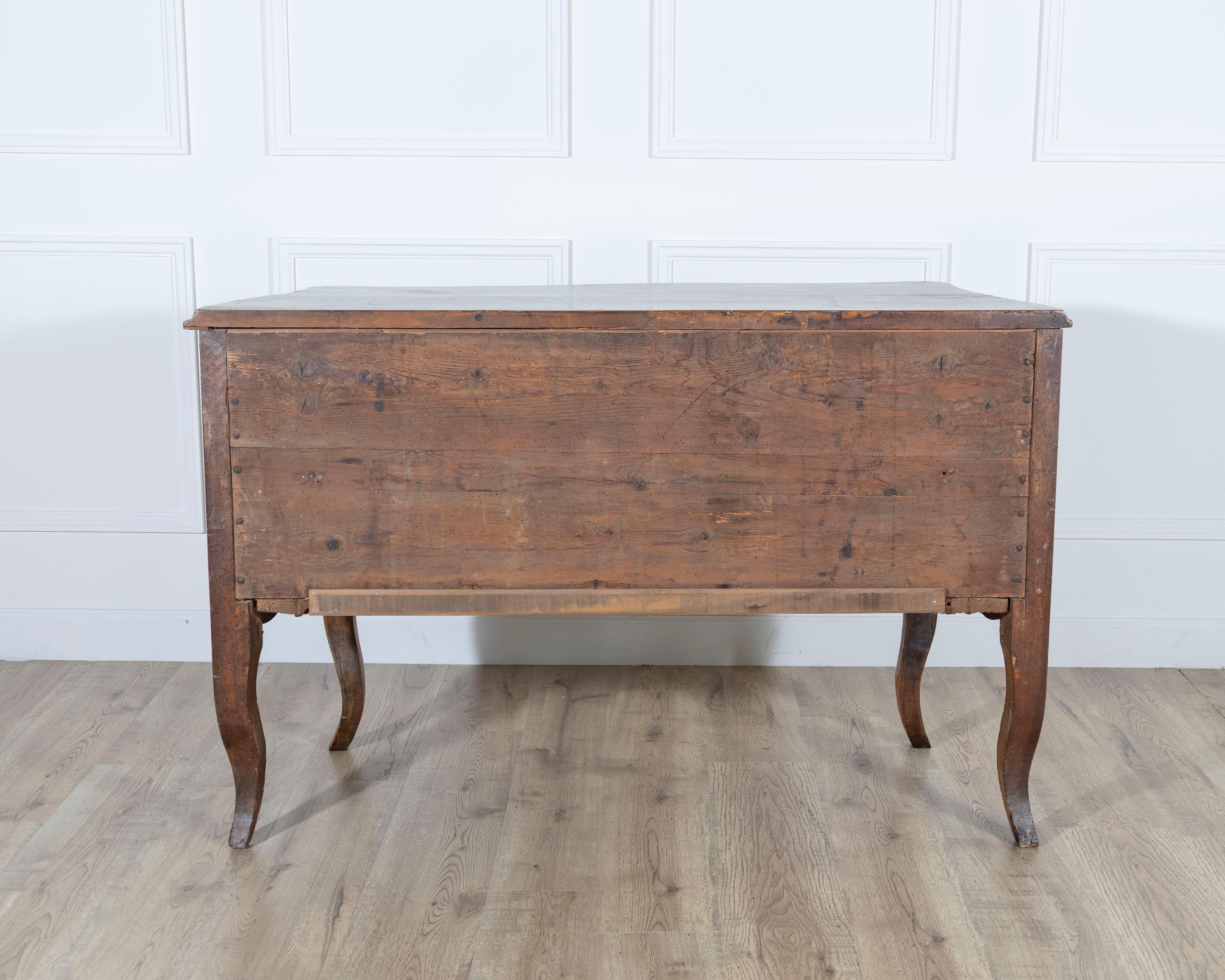 18th Century Louis XV Walnut Commode with Serpentine Front and Bronze Hardware For Sale 3