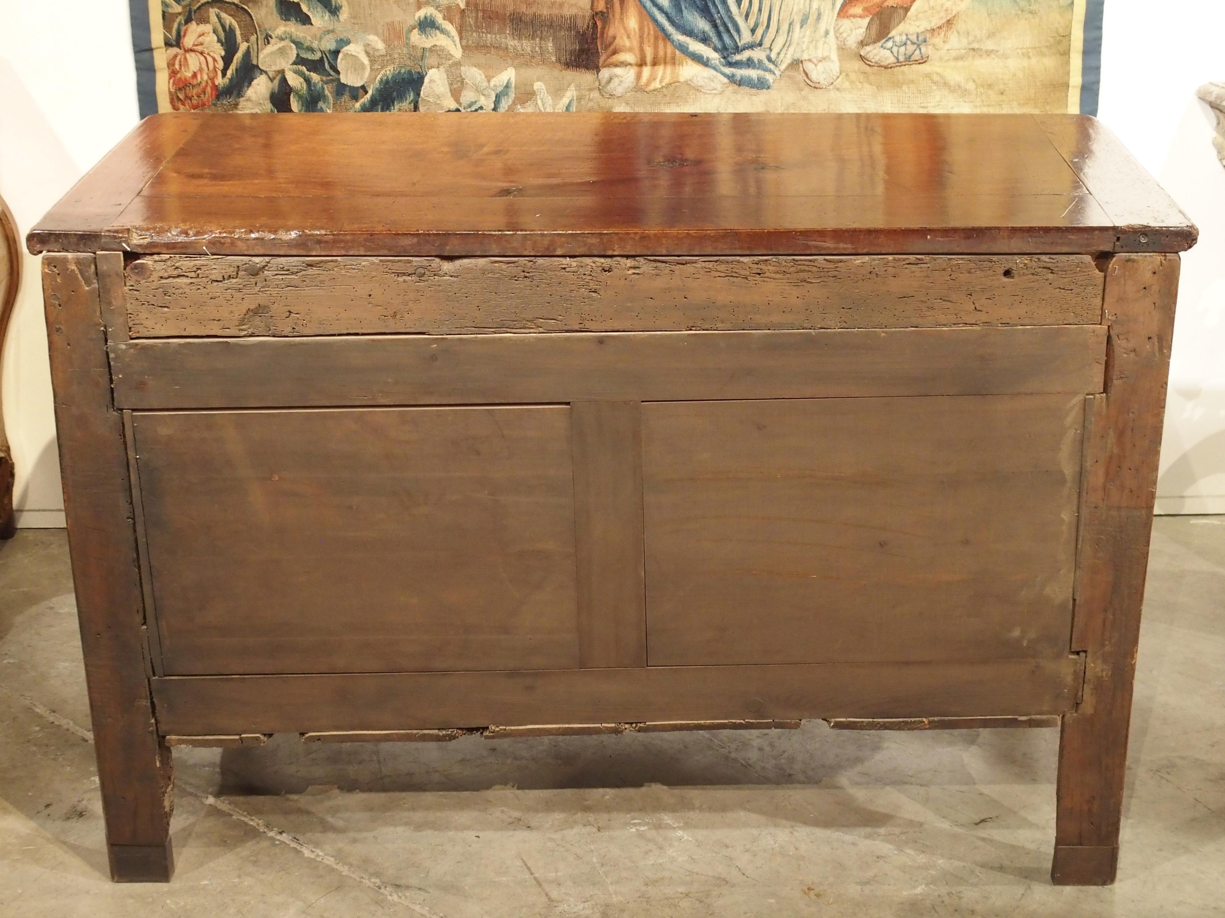 18th Century Louis XV Walnut Wood Buffet from Provence, France 9