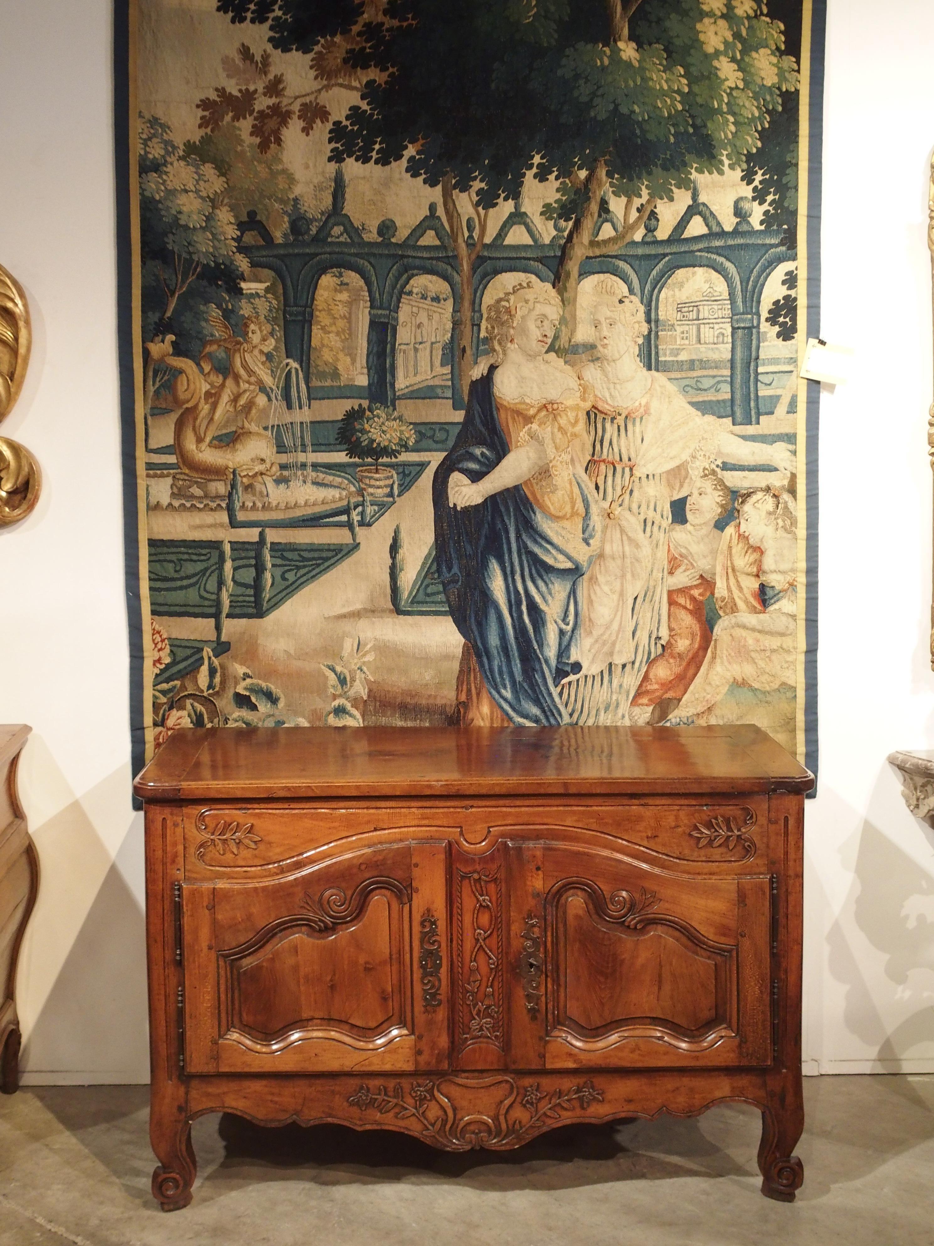 18th Century Louis XV Walnut Wood Buffet from Provence, France 11