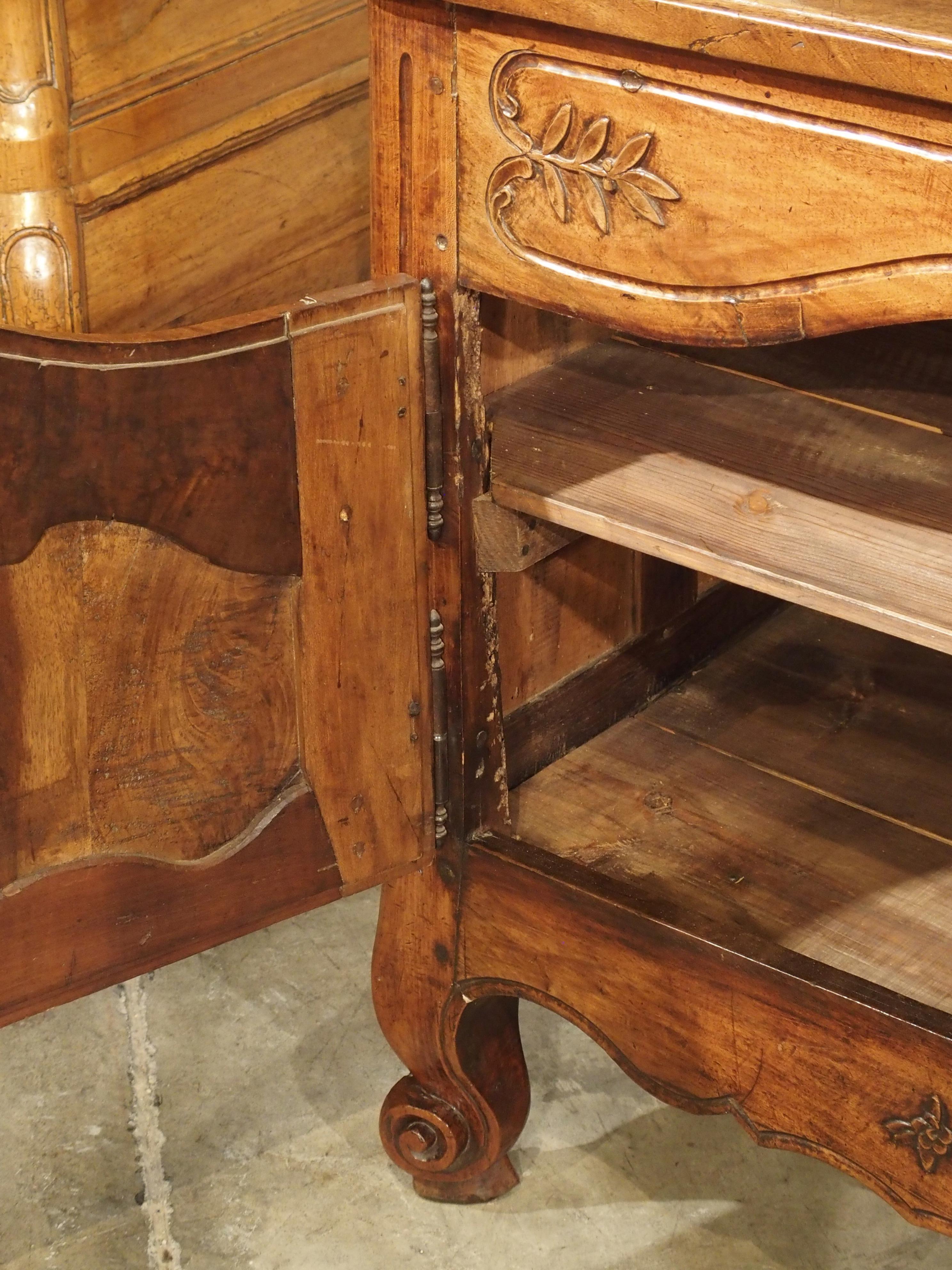 18th Century Louis XV Walnut Wood Buffet from Provence, France 13