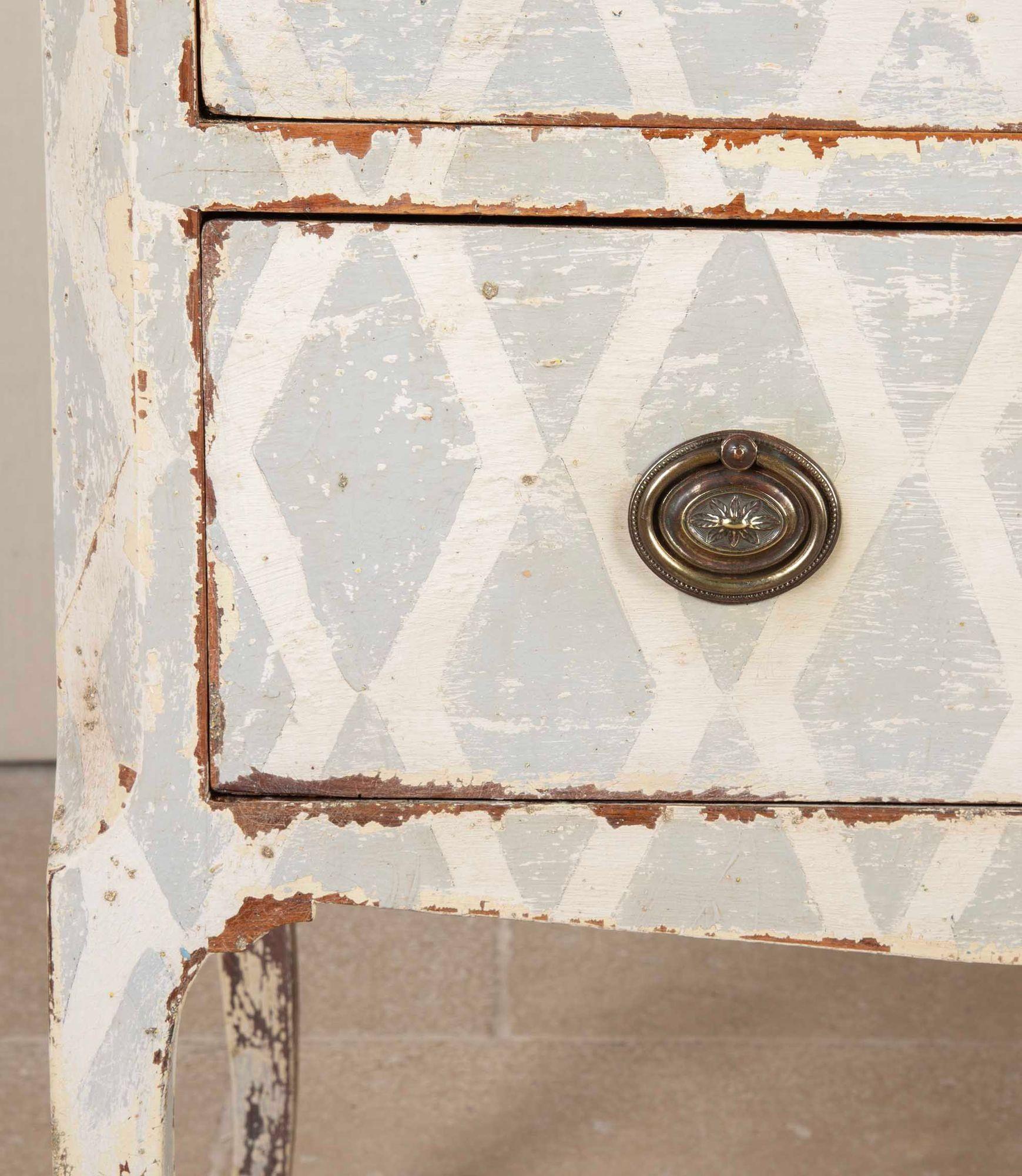 18th Century Louis XV/XVI Transitional Hand Painted Marble Top Commode in vendita 2