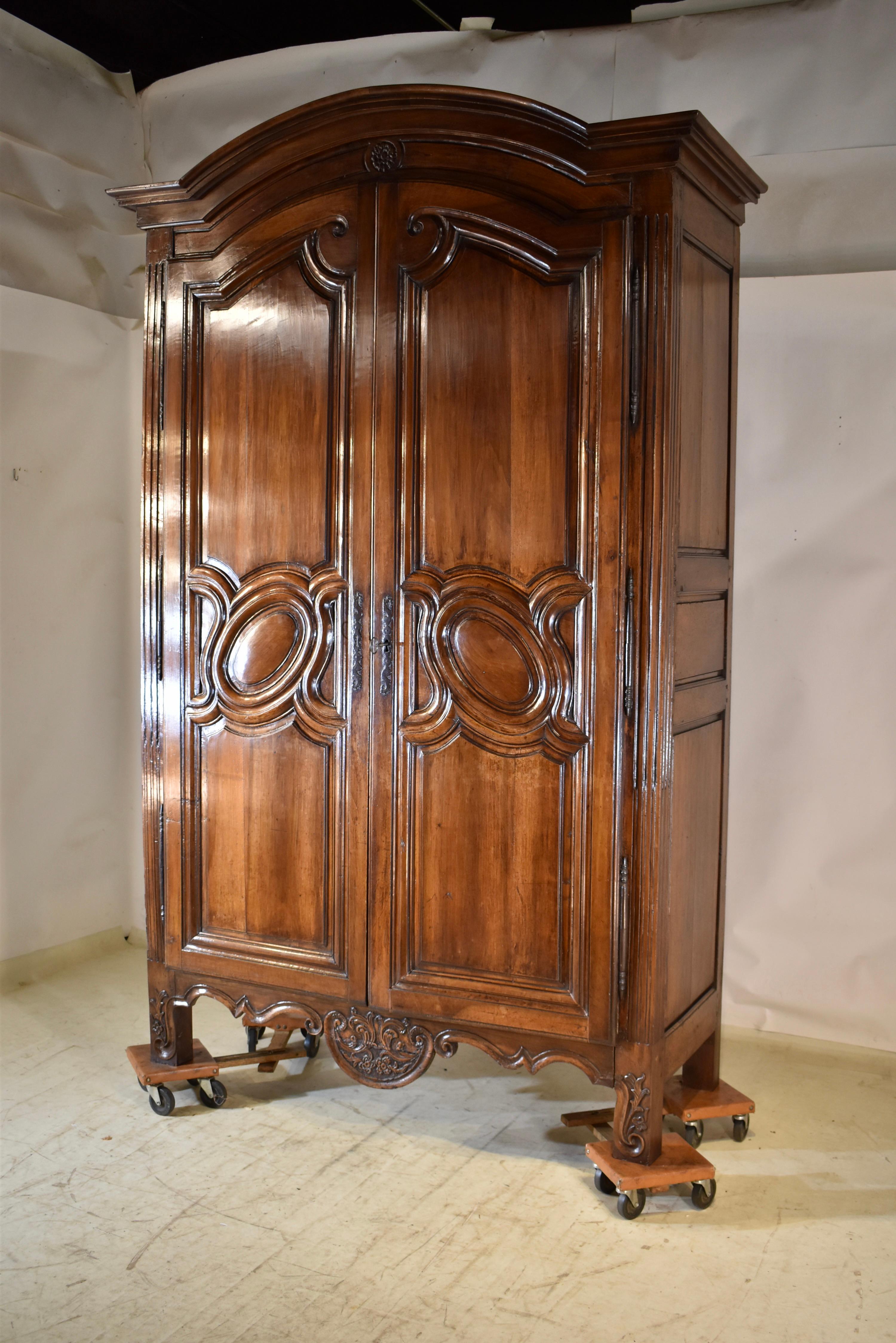 18th Century Louis XVI Armoire For Sale 12