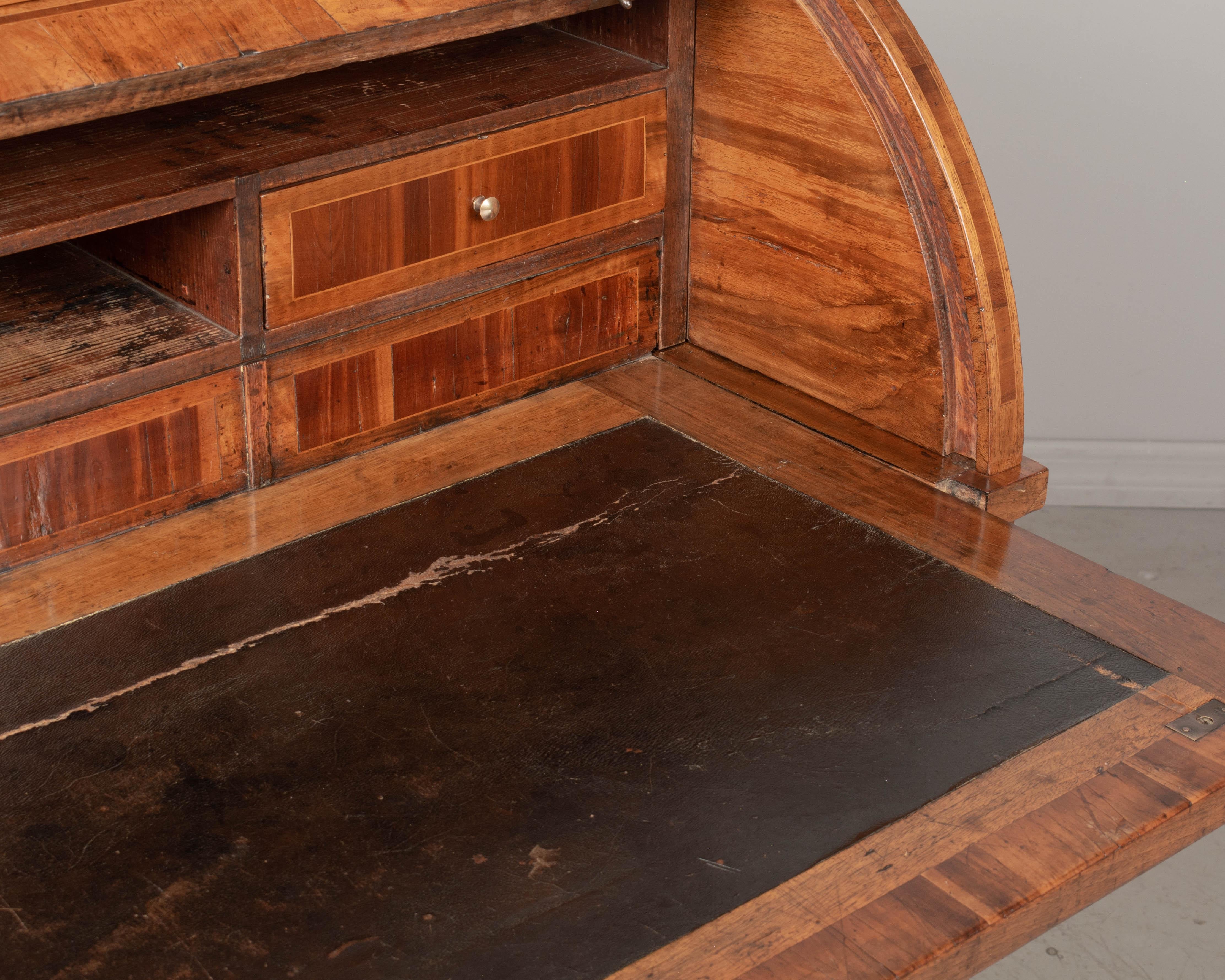 18th Century Louis XVI Bureau à Cylindre or Roll Top Desk 5