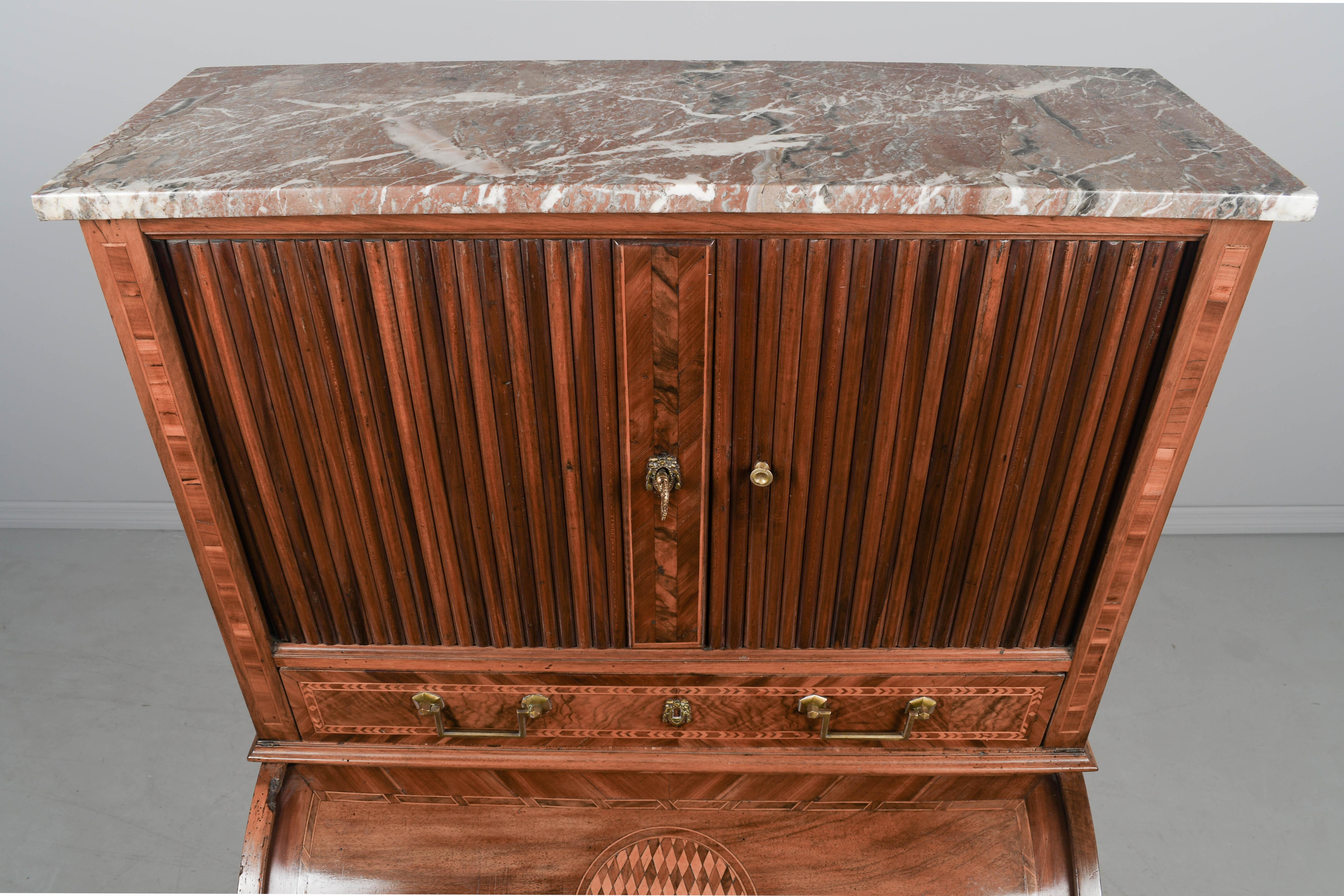 18. Jahrhundert Louis XVI Bureau à Cylindre oder Roll-Top-Schreibtisch im Angebot 4