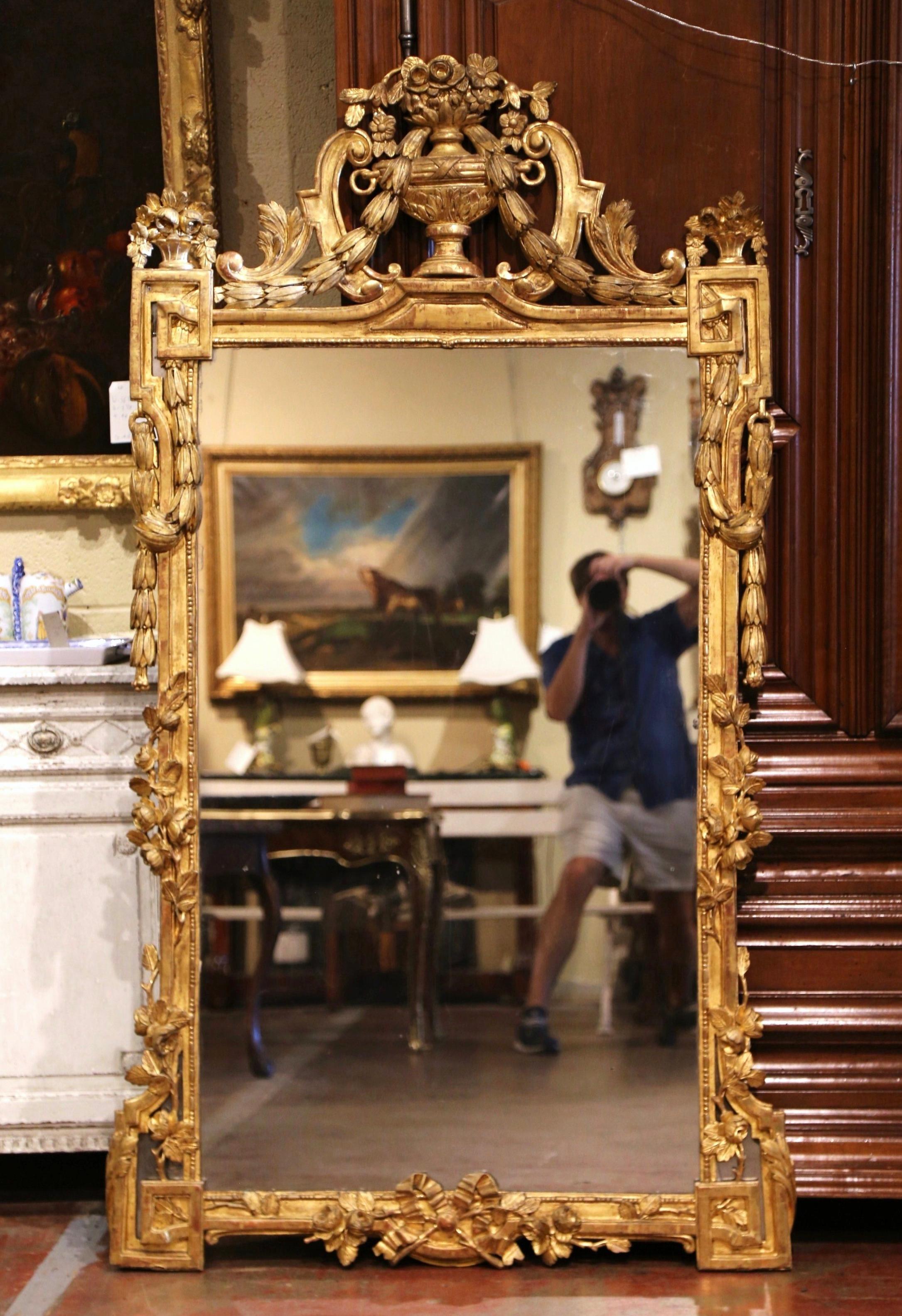 18th Century Louis XVI Carved Gilt Wood Mirror with Floral Vase and Swag Motifs In Excellent Condition In Dallas, TX