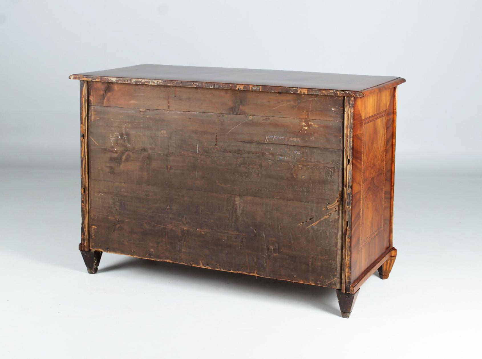 18th Century Louis XVI Chest Of Drawers, Walnut with Marquetry, Germany, c. 1780 8