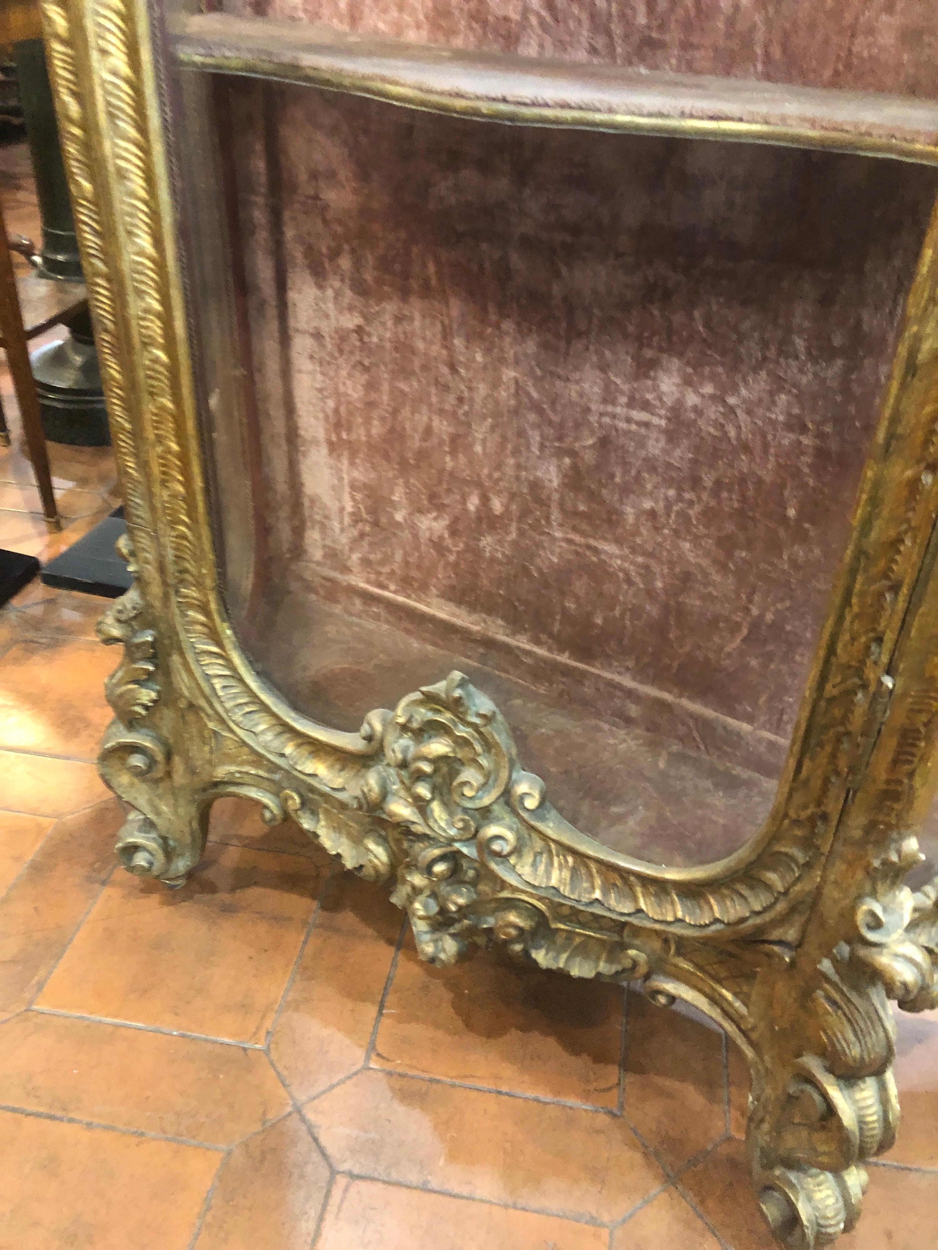 19th Century Louis XVI French Gilt Cabinet Vitrines Carved Gilt Wood 1840s For Sale 8