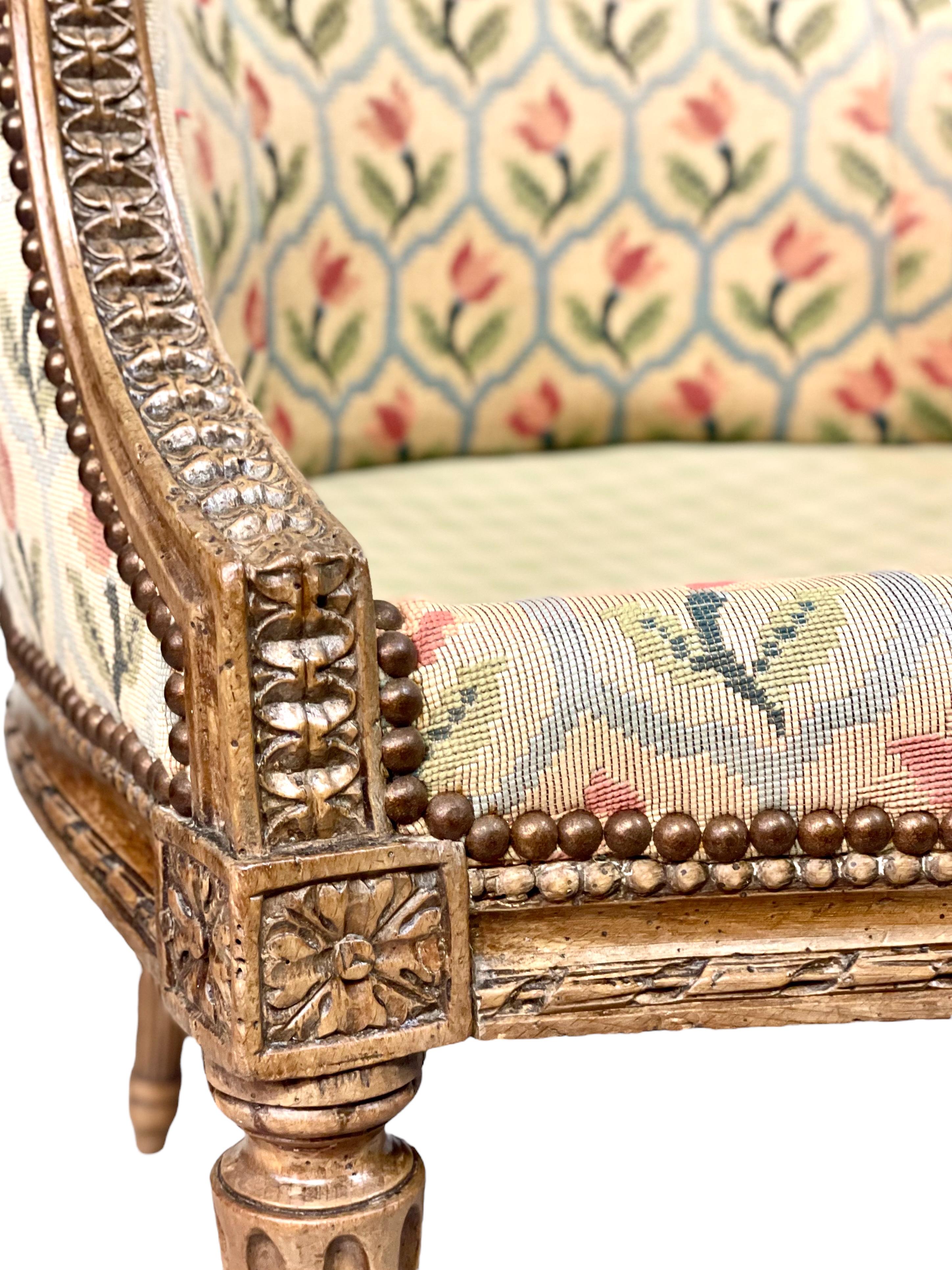 Louis XVI Period Bergere Chair 18th Century  For Sale 3