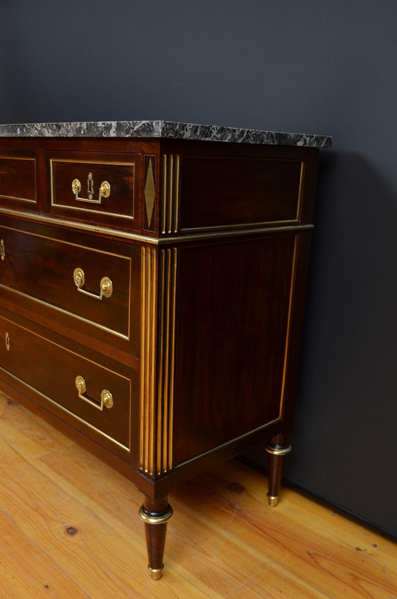 18th Century Louis XVI French Walnut commode For Sale 2